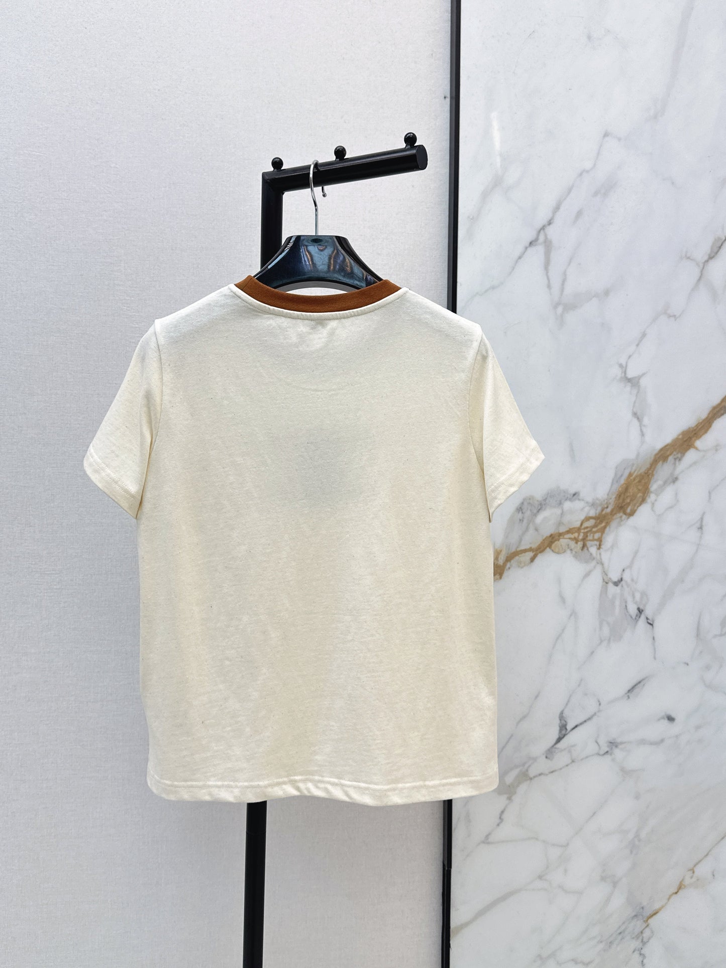 26SS NEUE bestickte T-Shirts