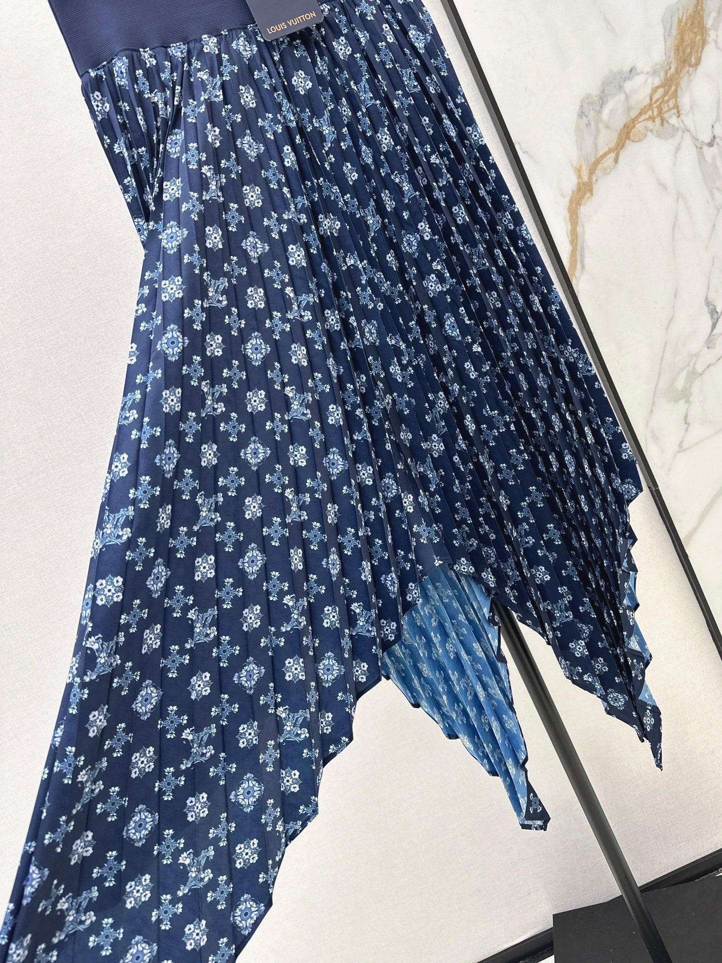 26SS NEW vintage print asymmetrical skirts