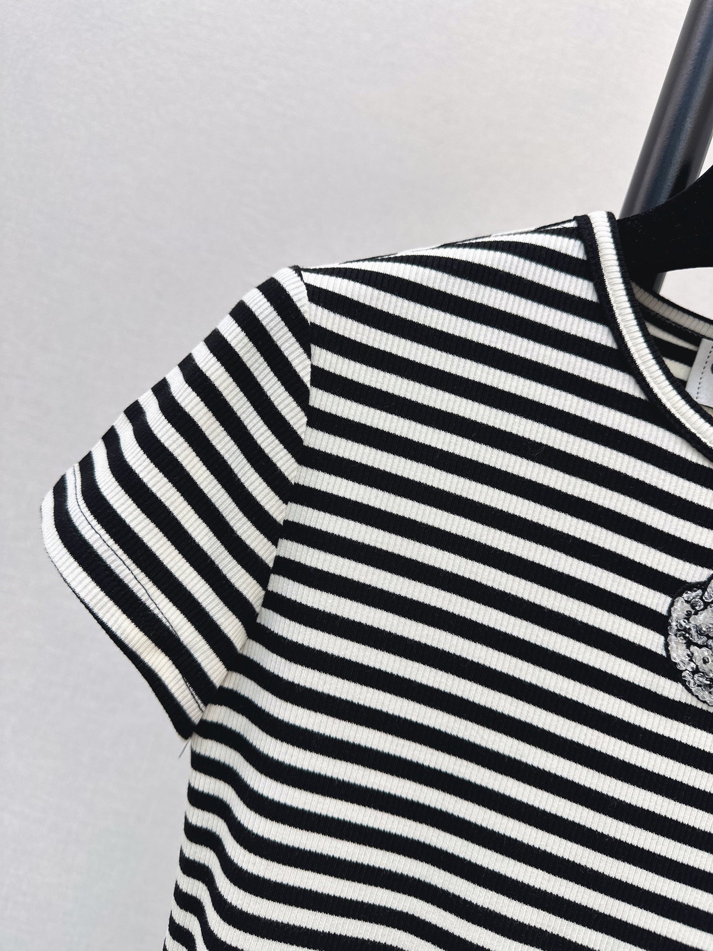 26SS NEW stripe beading t-shirts