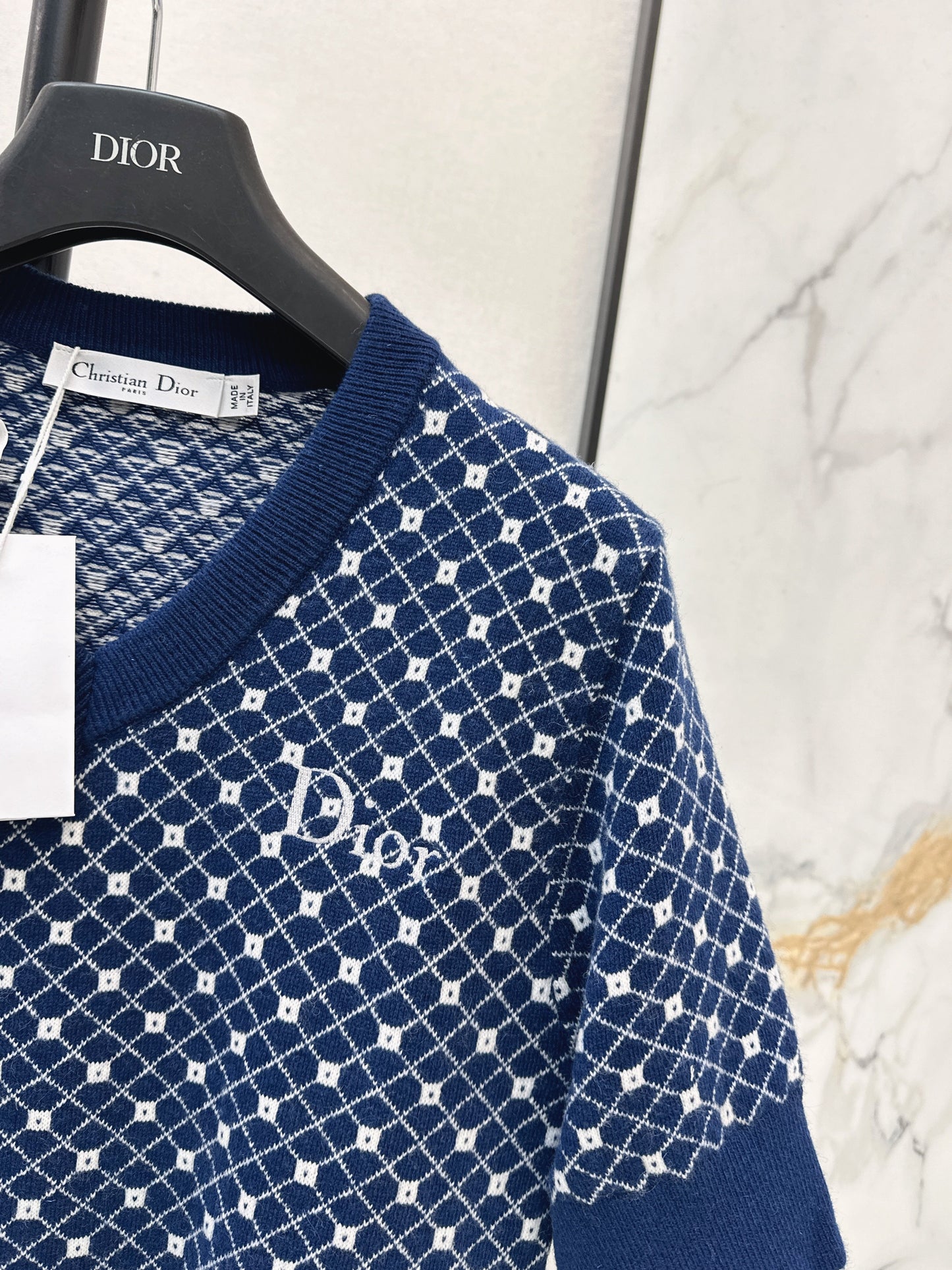26SS NEW v-neck knitwear