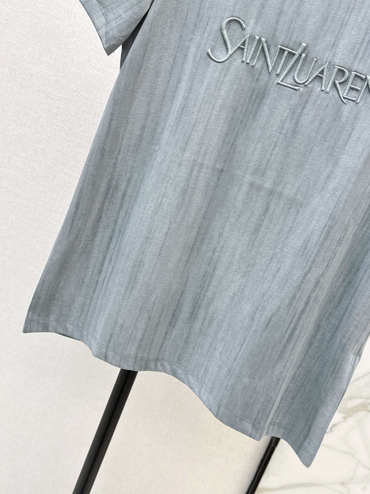 26SS NEUE bestickte T-Shirts