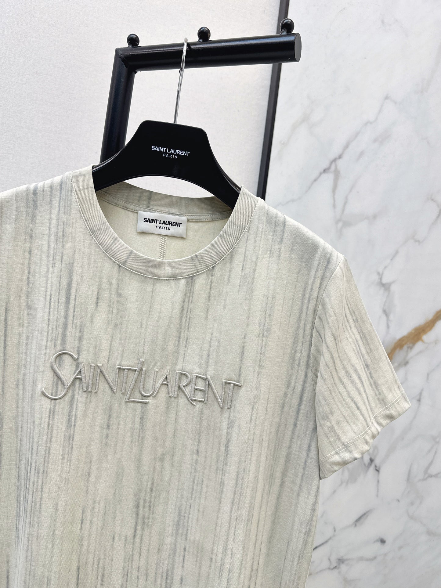 26SS NEUE bestickte T-Shirts