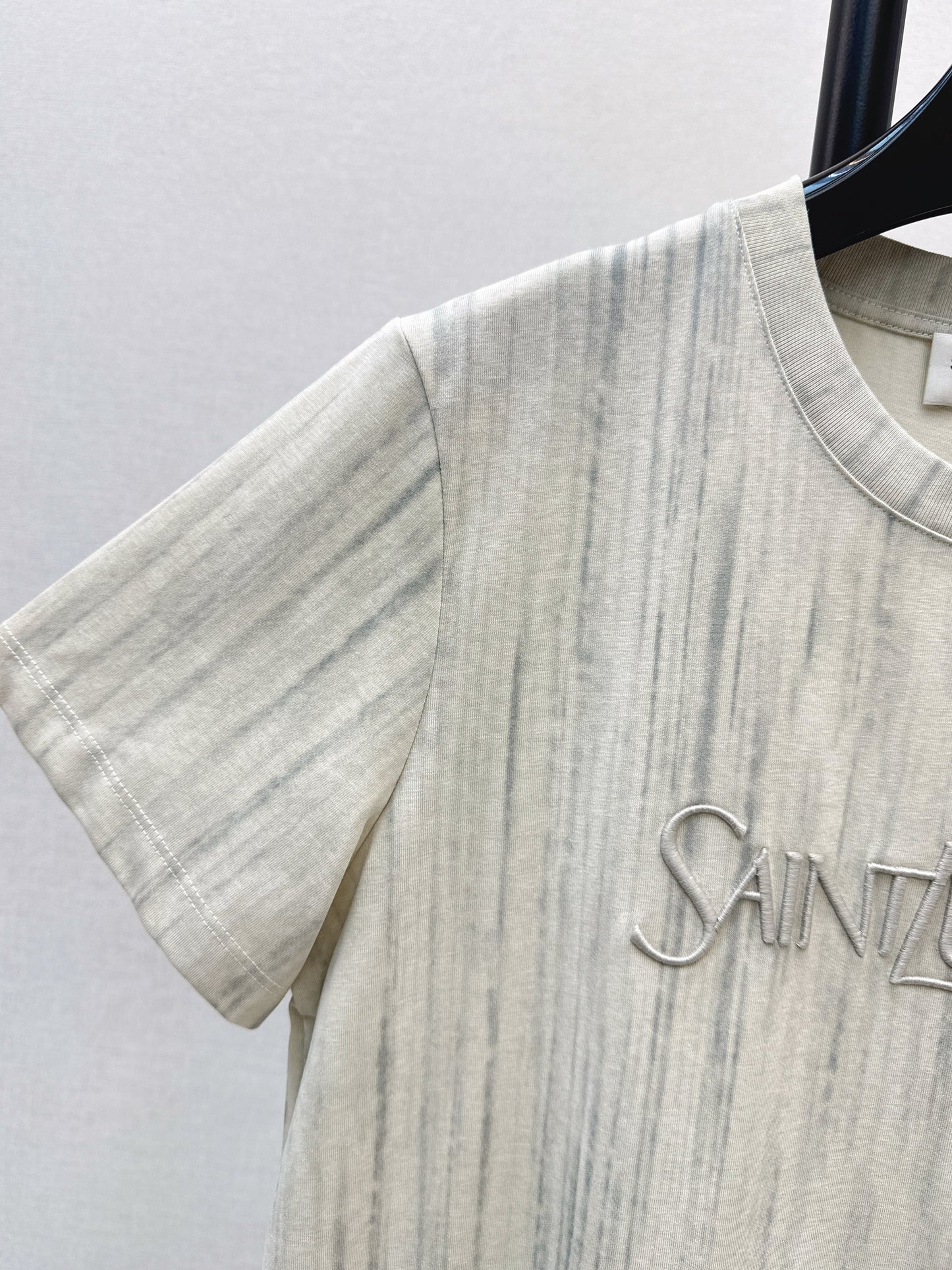 26SS NEUE bestickte T-Shirts