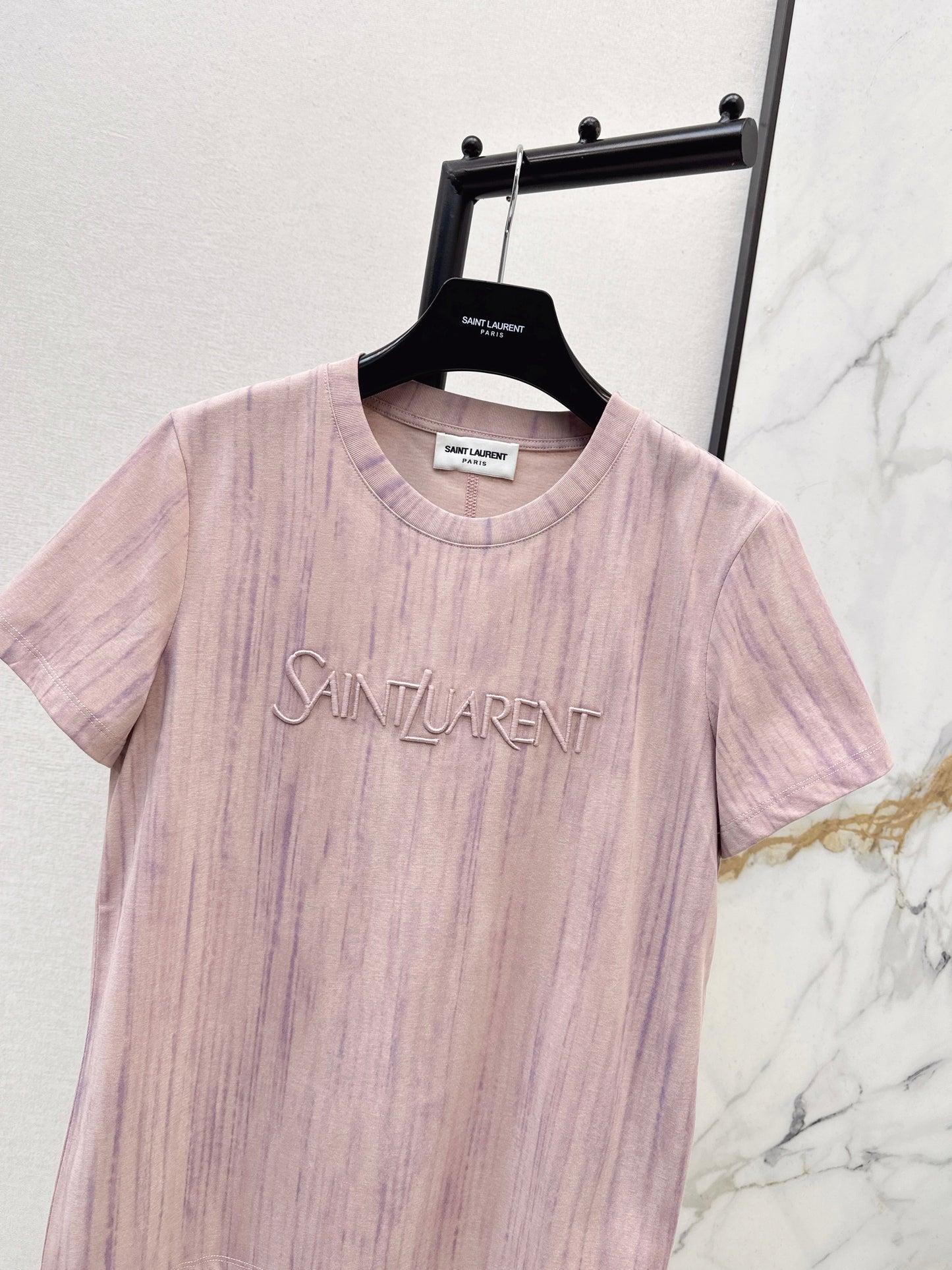 26SS NEUE bestickte T-Shirts