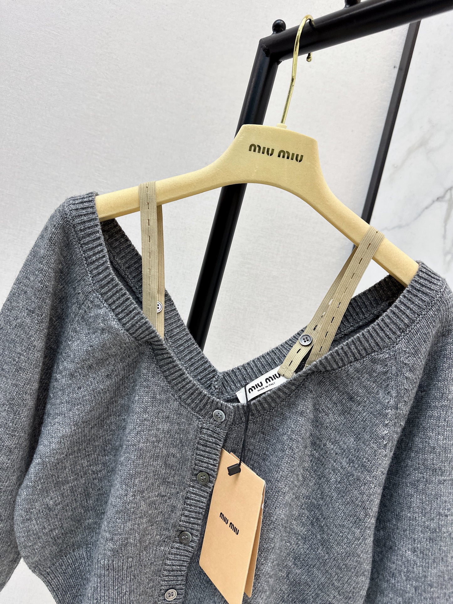 26SS NEW off shoulder knit cardigan