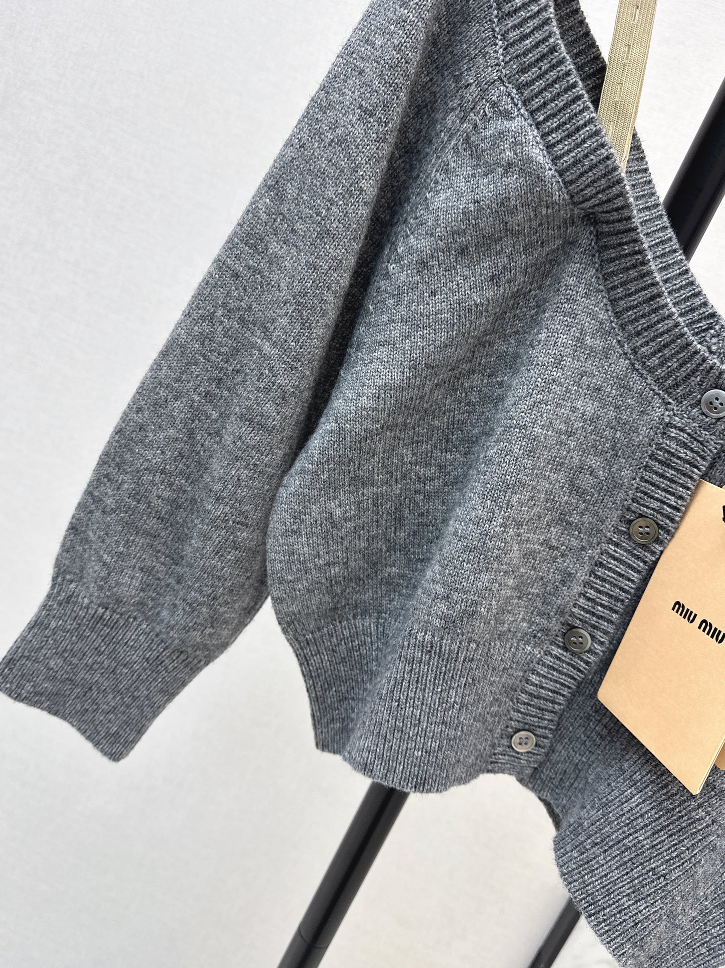 26SS NEW off shoulder knit cardigan