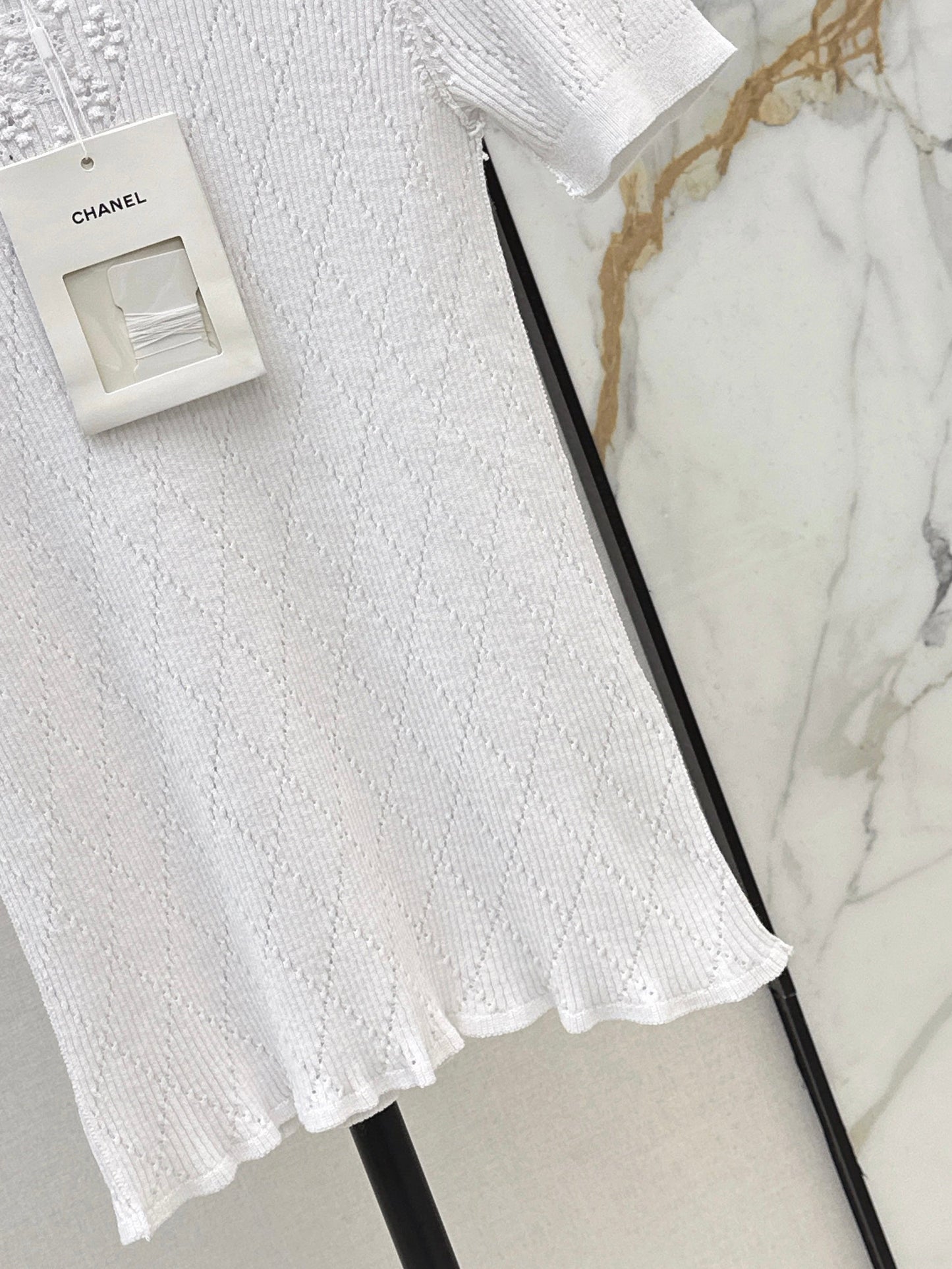 26SS NEUE Jacquard-Strickware