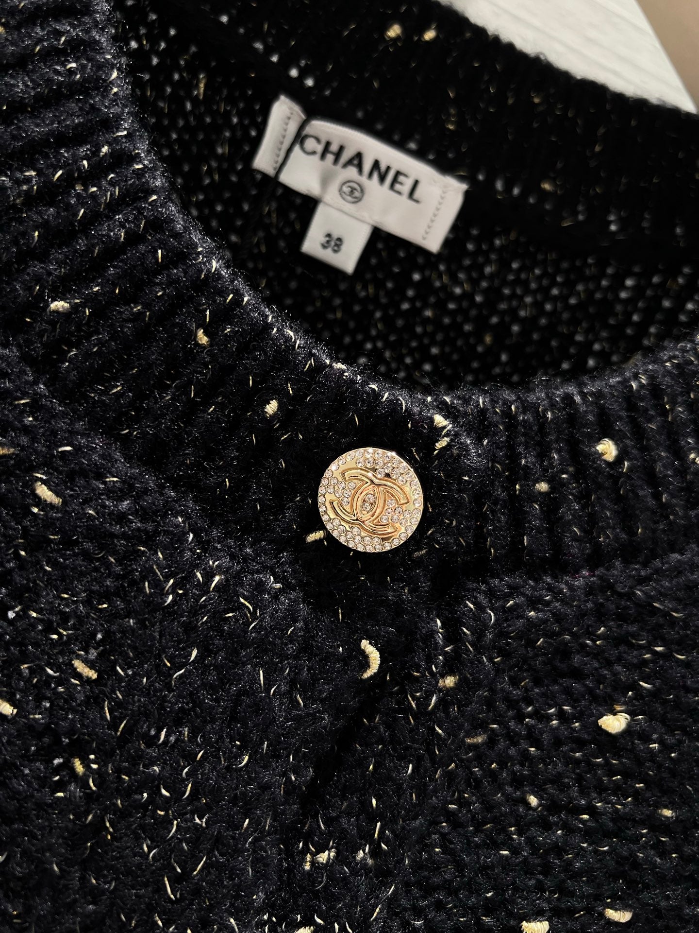 26SS NEW Three-dimensional double C embroidered logo mixed color knitted cardigan