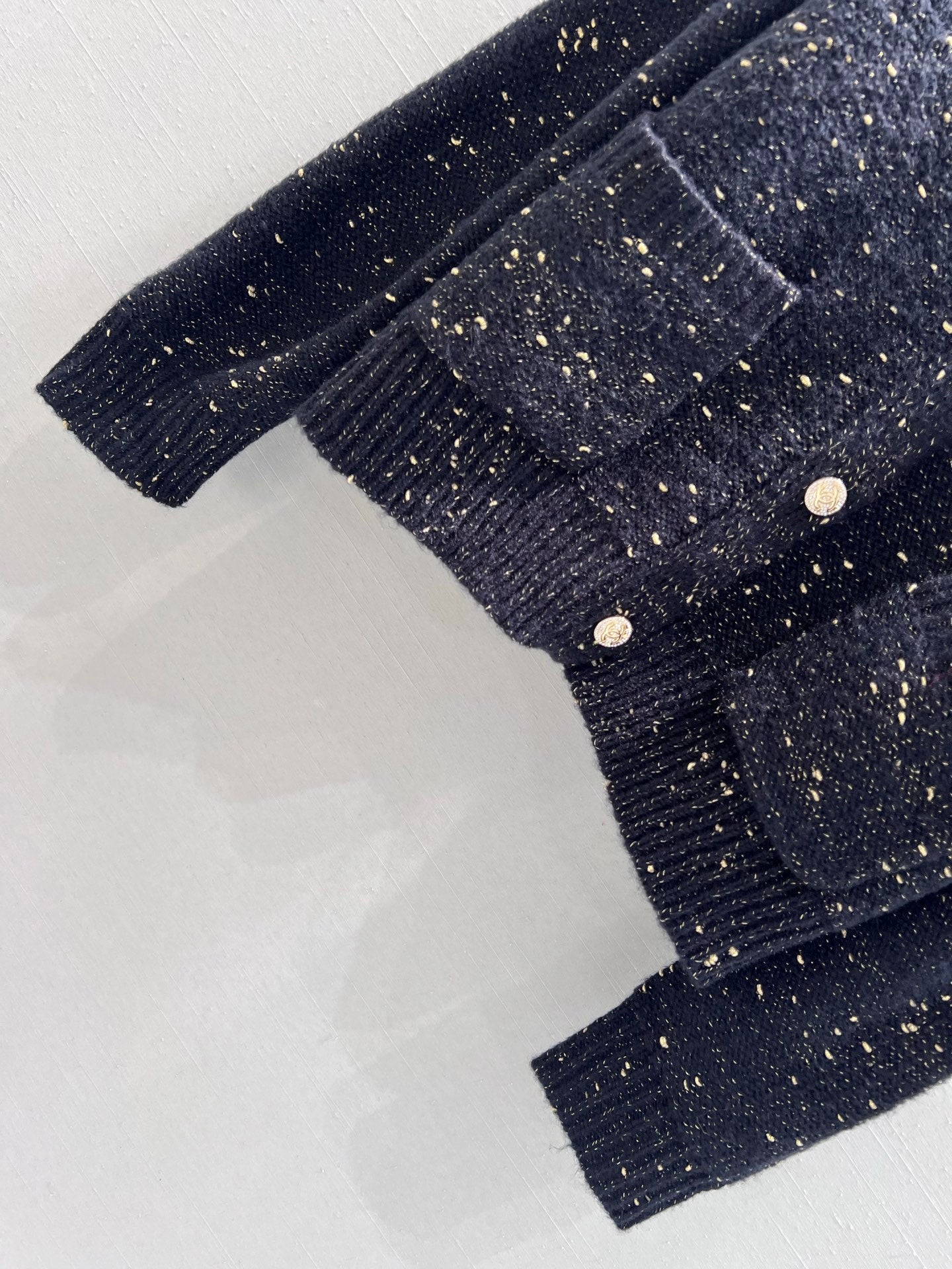 26SS NEW Three-dimensional double C embroidered logo mixed color knitted cardigan