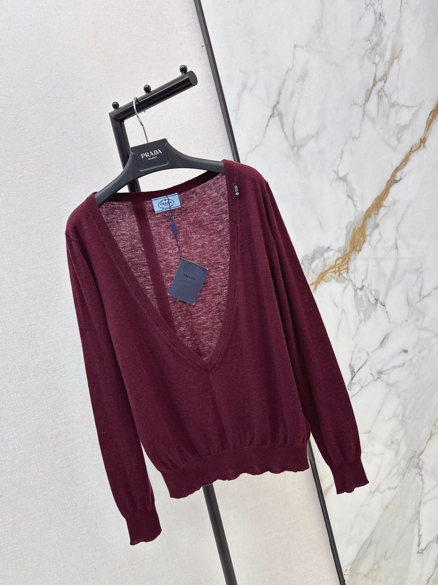 26SS NEW v-neck cashmere sweater