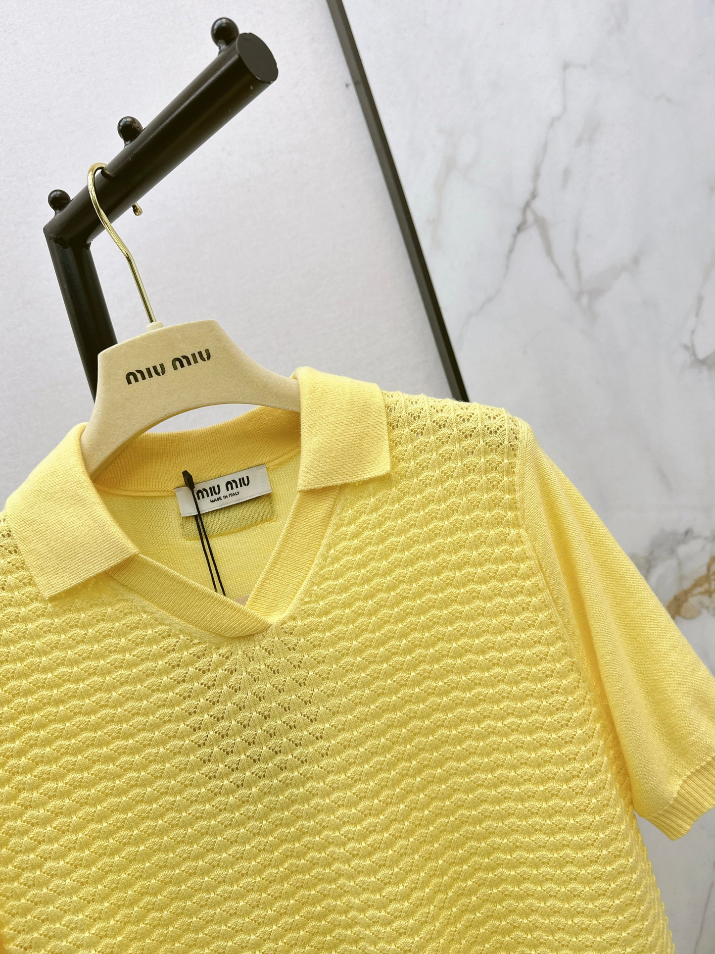 26SS NEUER Polo-Strickpullover