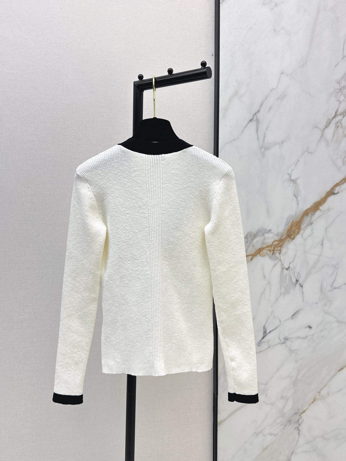 26SS NEW v-neck cardigan