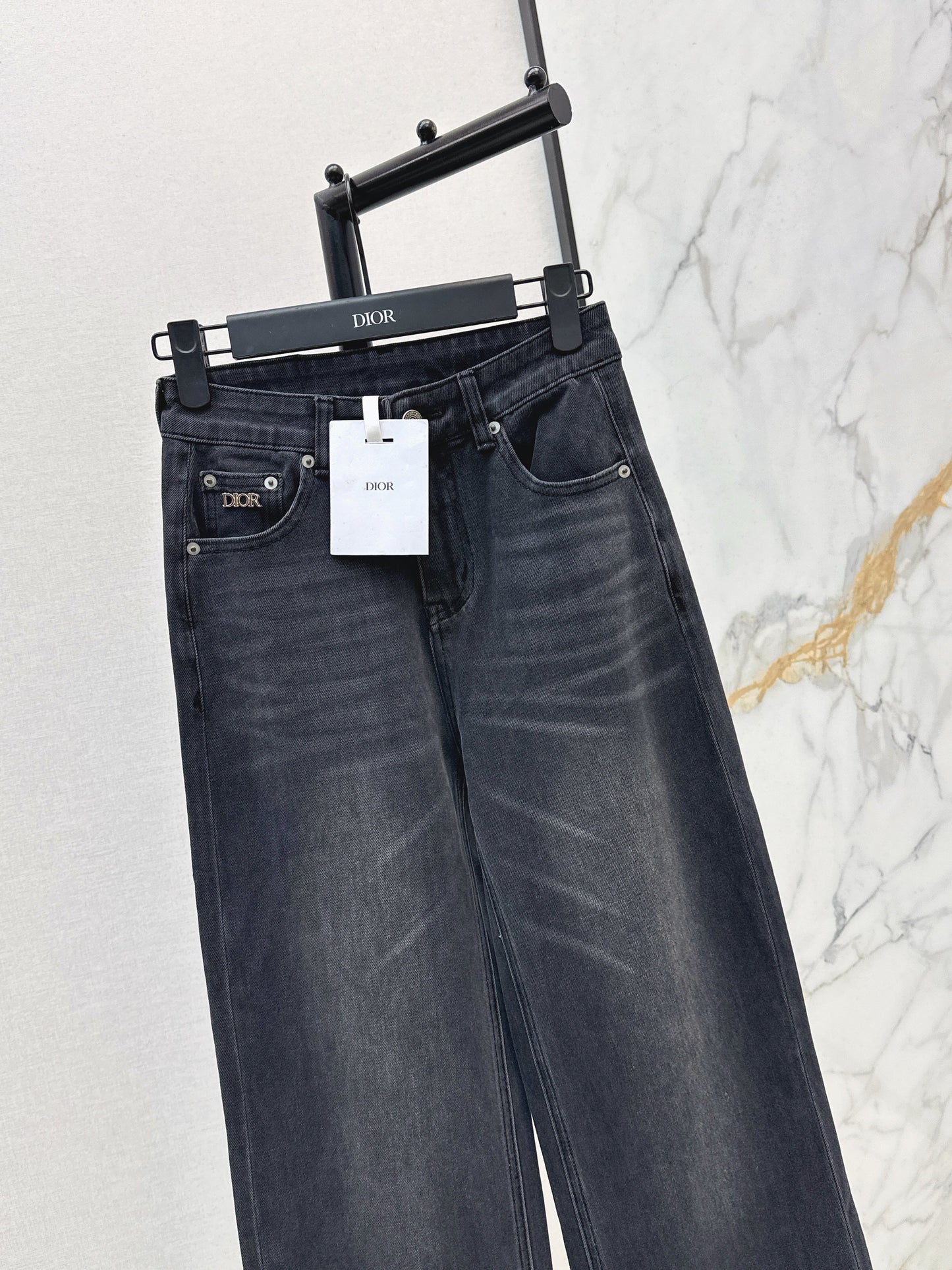 26SS NEUE Straight Jeans