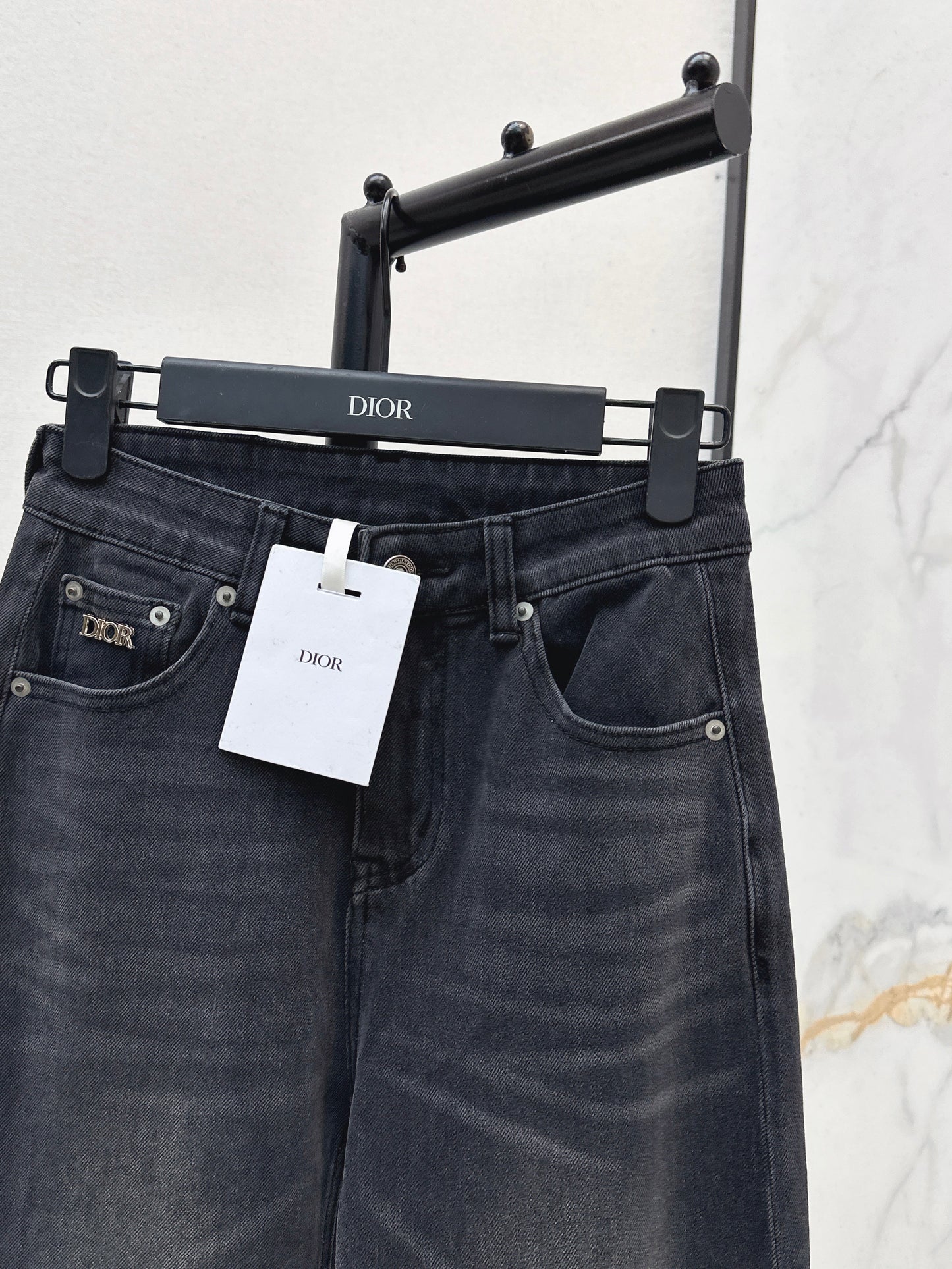 26SS NEUE Straight Jeans