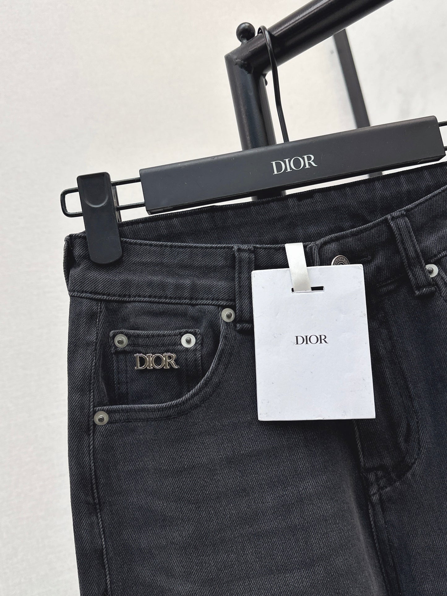 26SS NEUE Straight Jeans