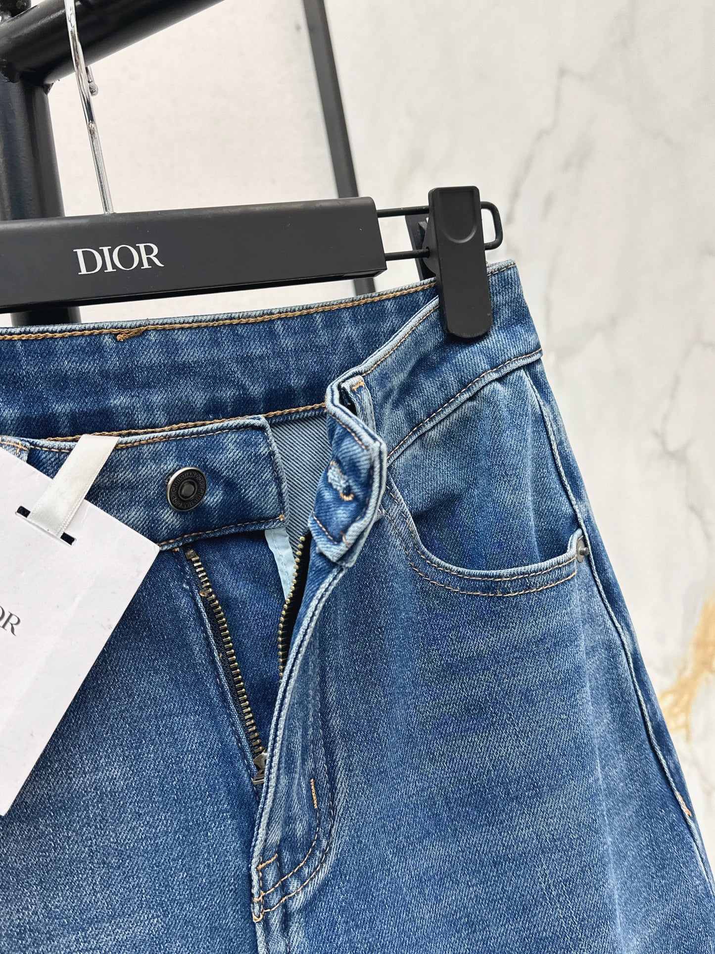 26SS NEUE Straight Jeans