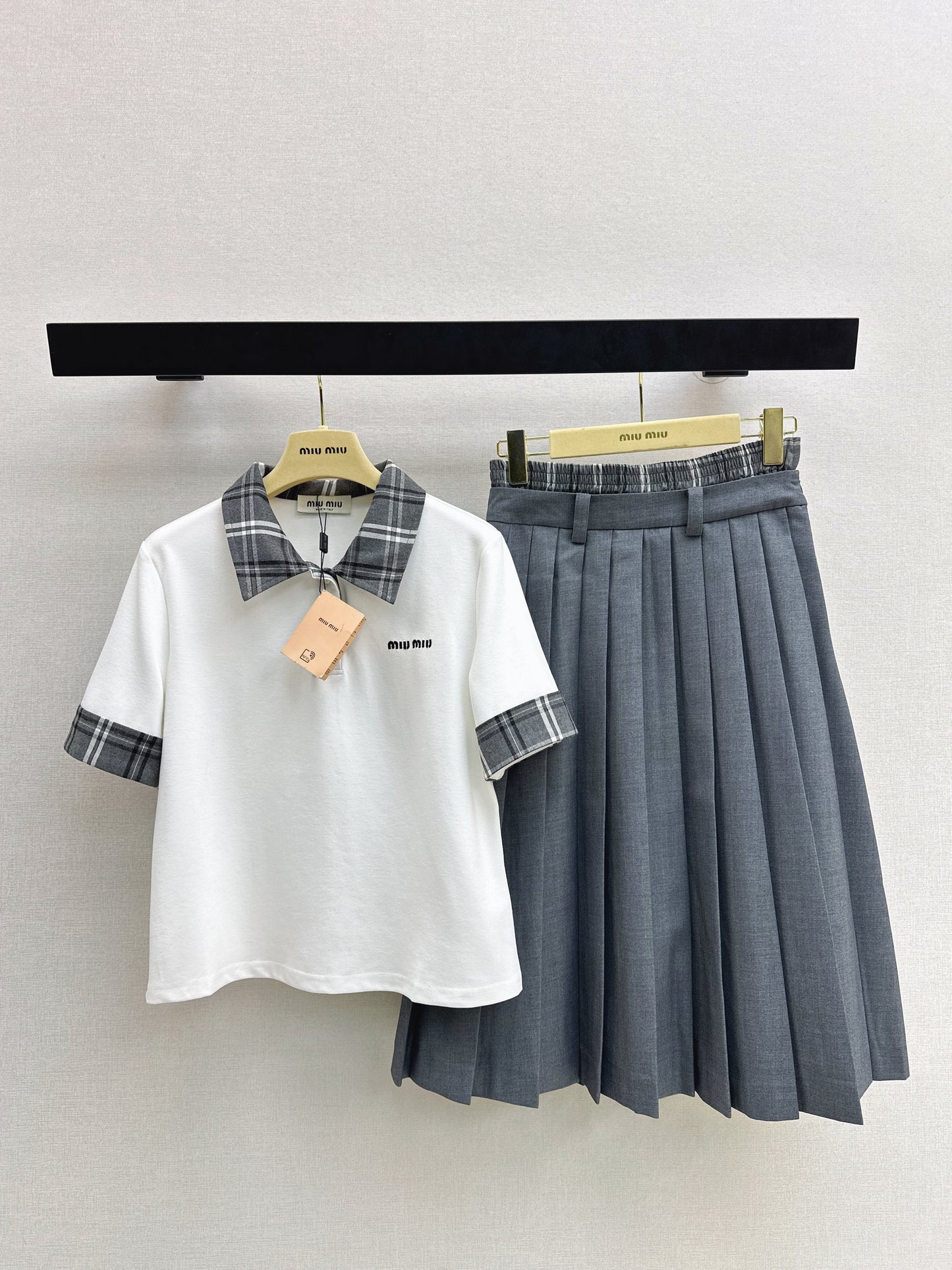 26SS NEW polo shirt+pleated skirts
