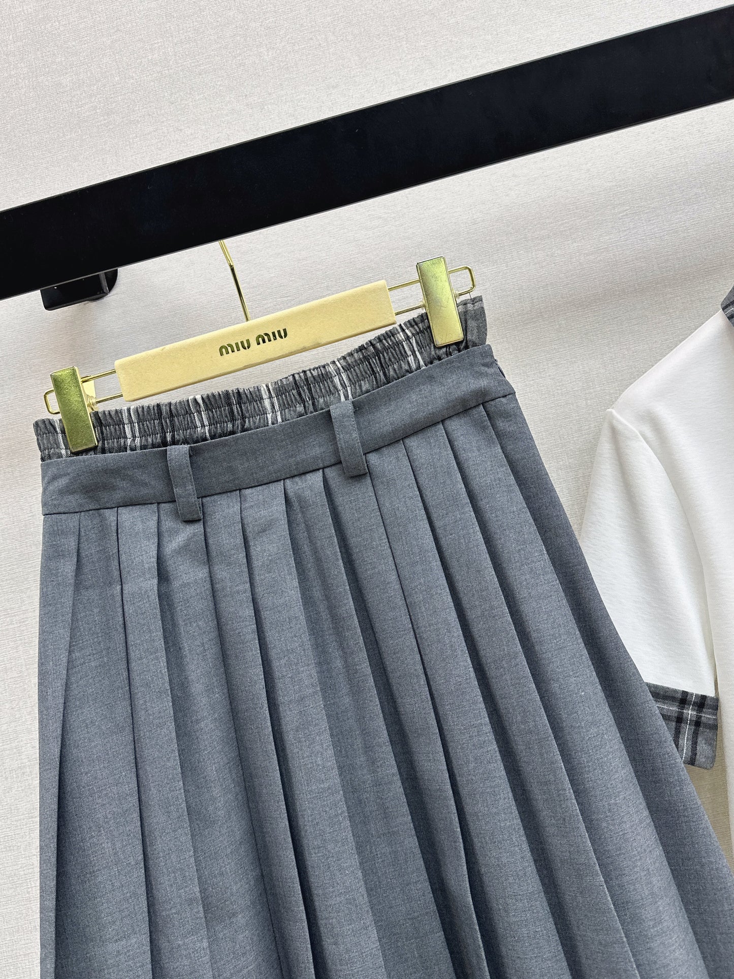 26SS NEW polo shirt+pleated skirts
