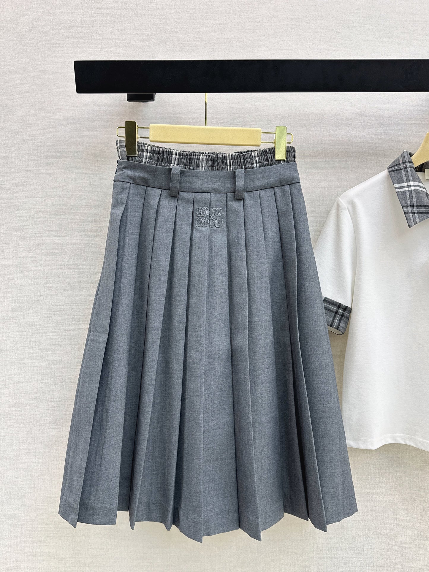 26SS NEW polo shirt+pleated skirts
