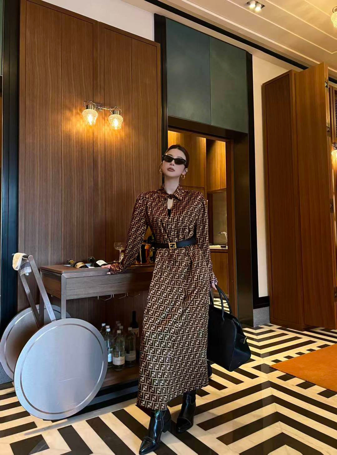 26SS NEW silk dress with belted