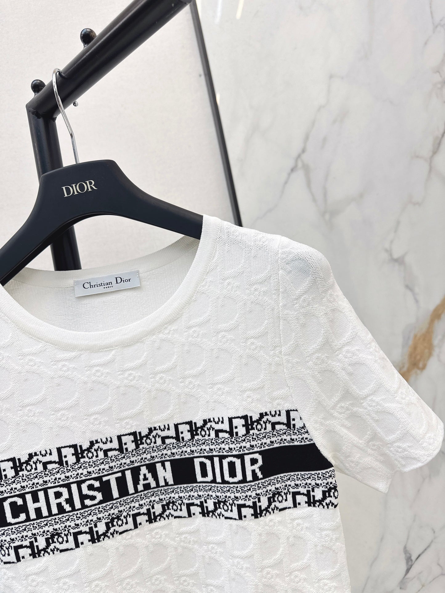 26SS NEU Jacquard-Strickwaren