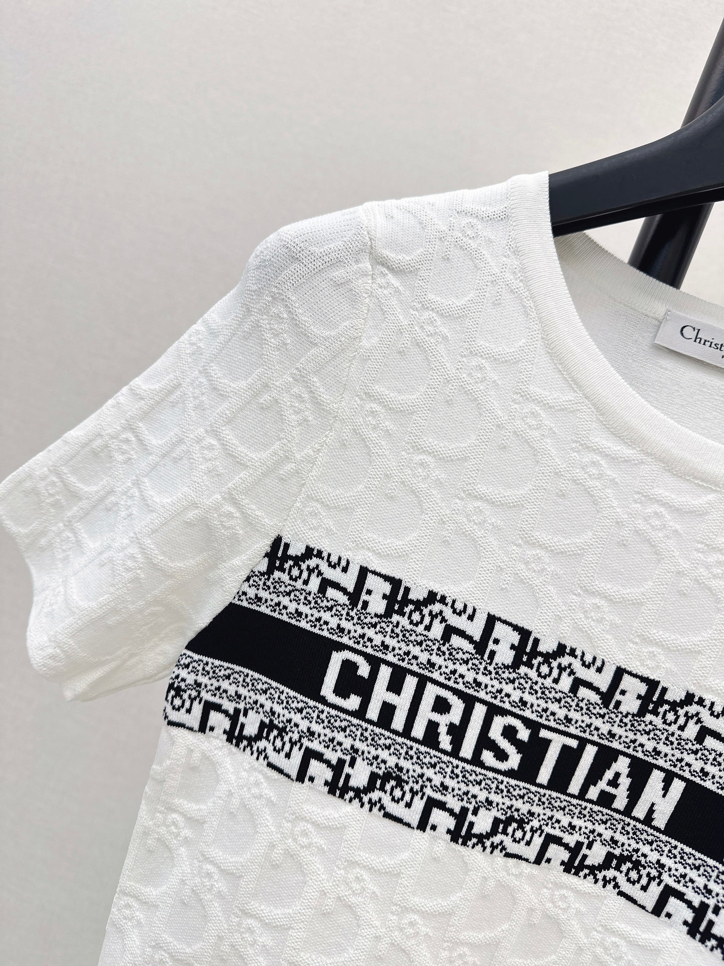 26SS NEU Jacquard-Strickwaren
