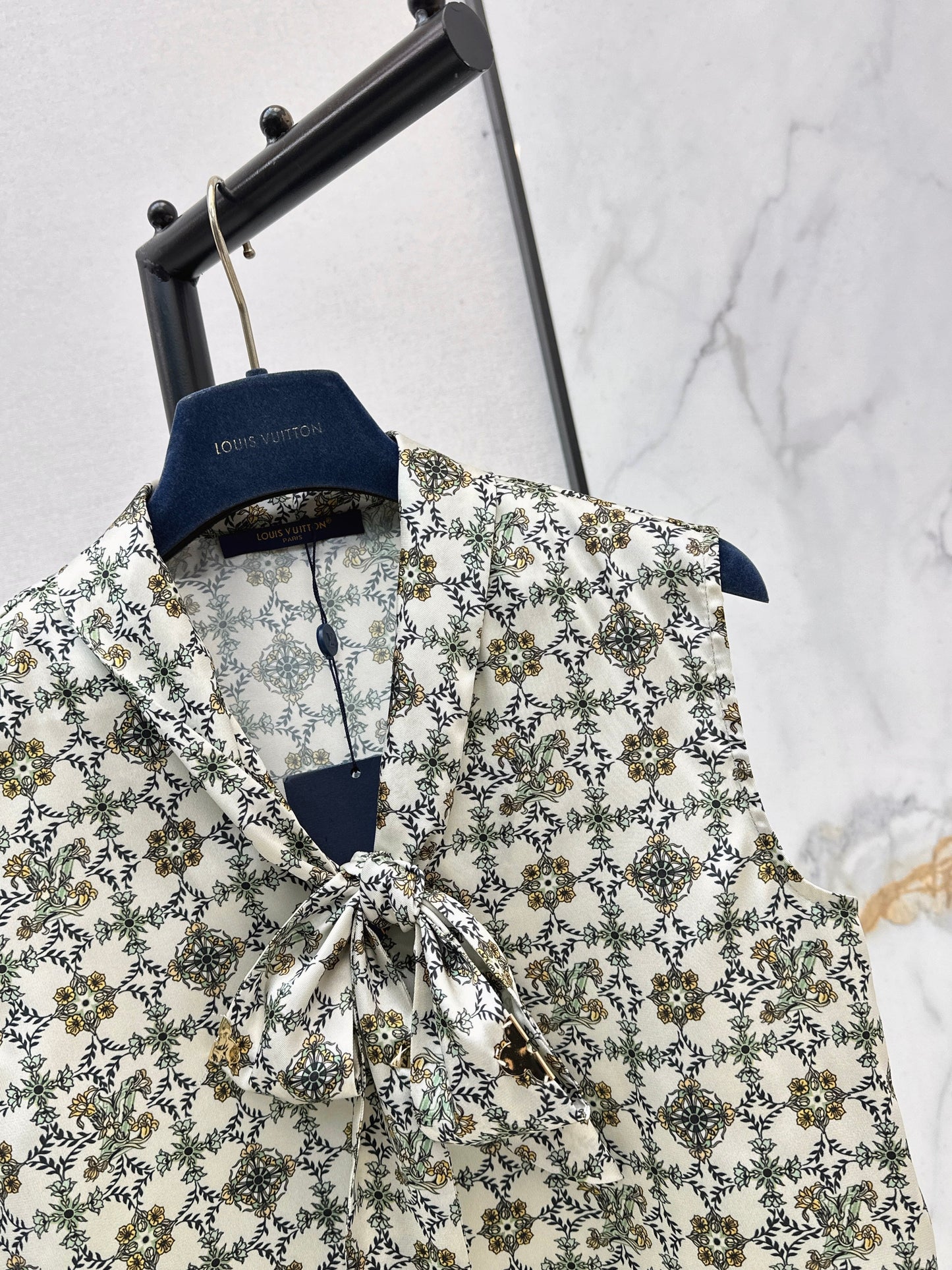 26SS NEW print sleeveless top