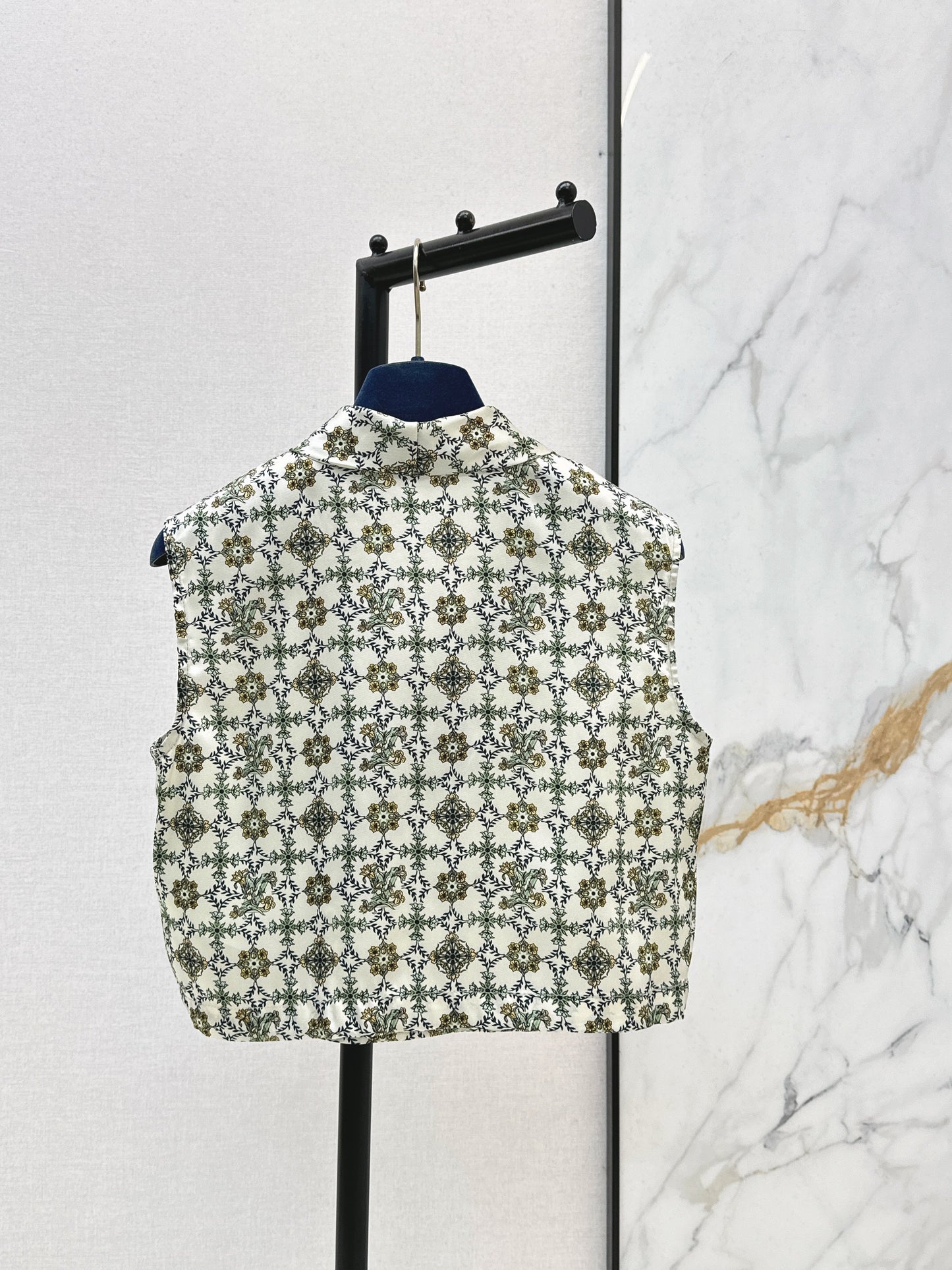 26SS NEW print sleeveless top