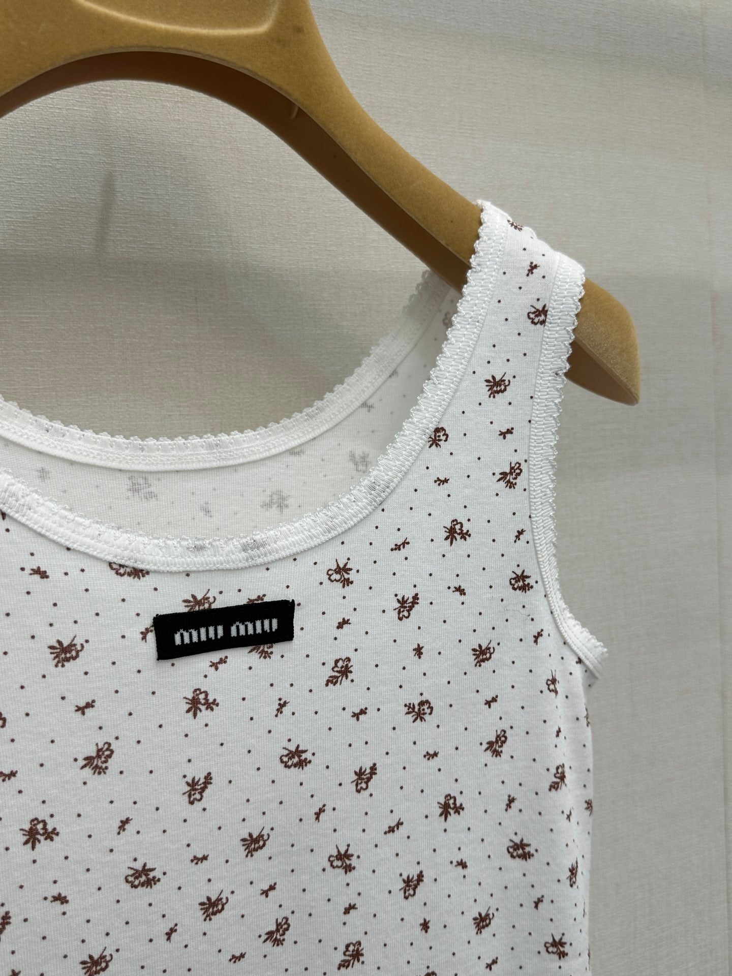 26SS NEW Fully printed floral lace U-neck vest