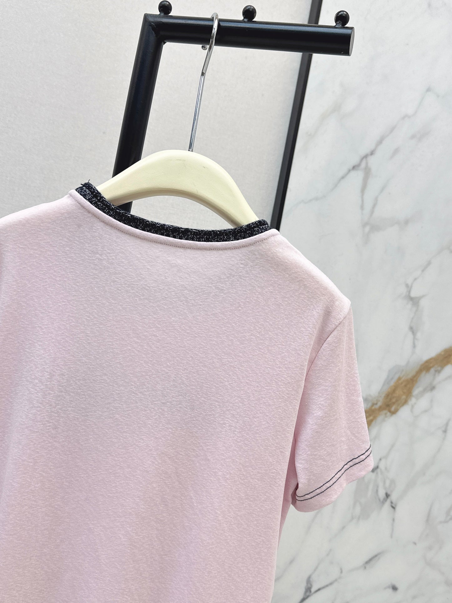 26SS NEUE bestickte T-Shirts