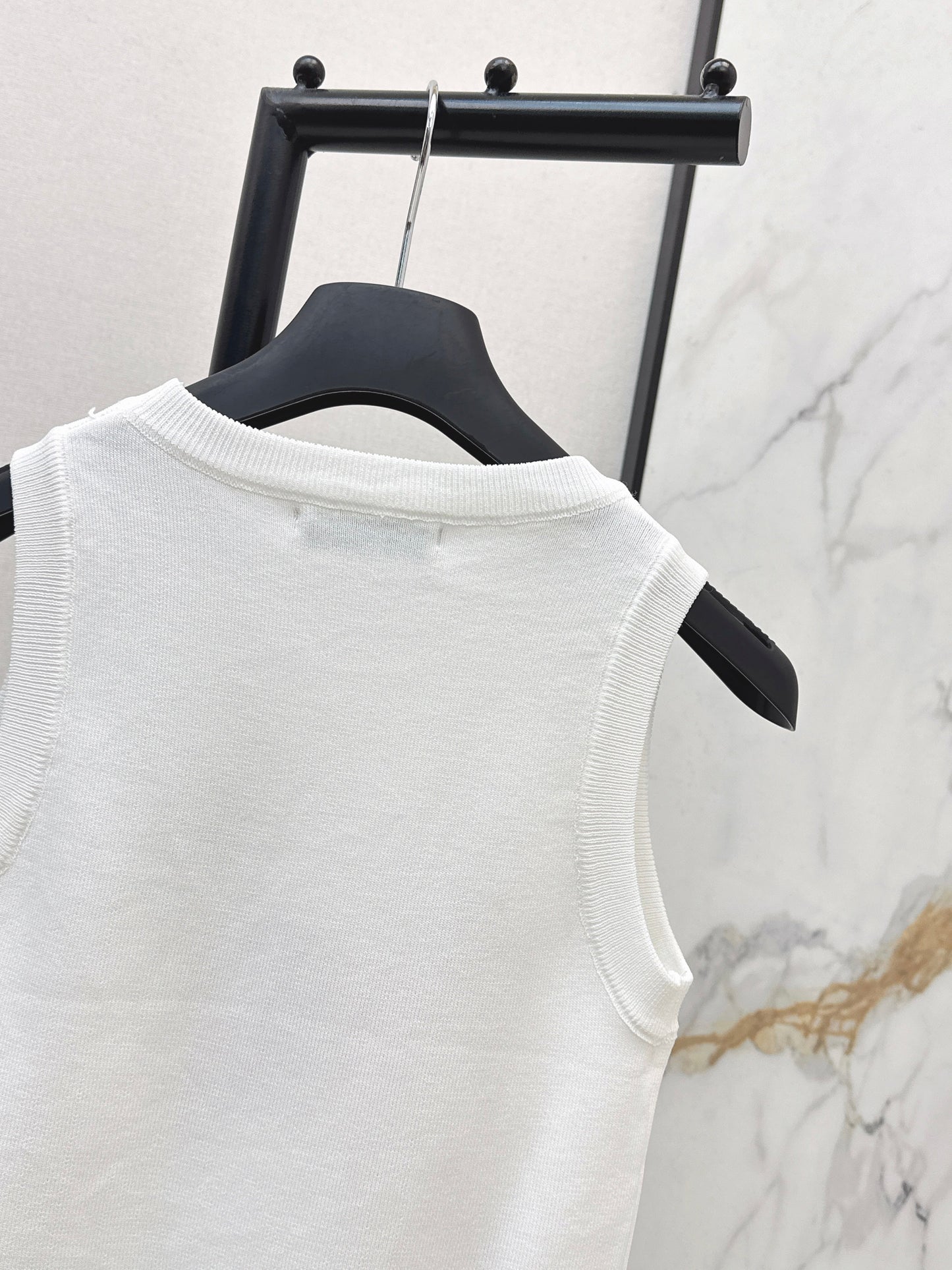 26SS NEW embroidery knitted vest