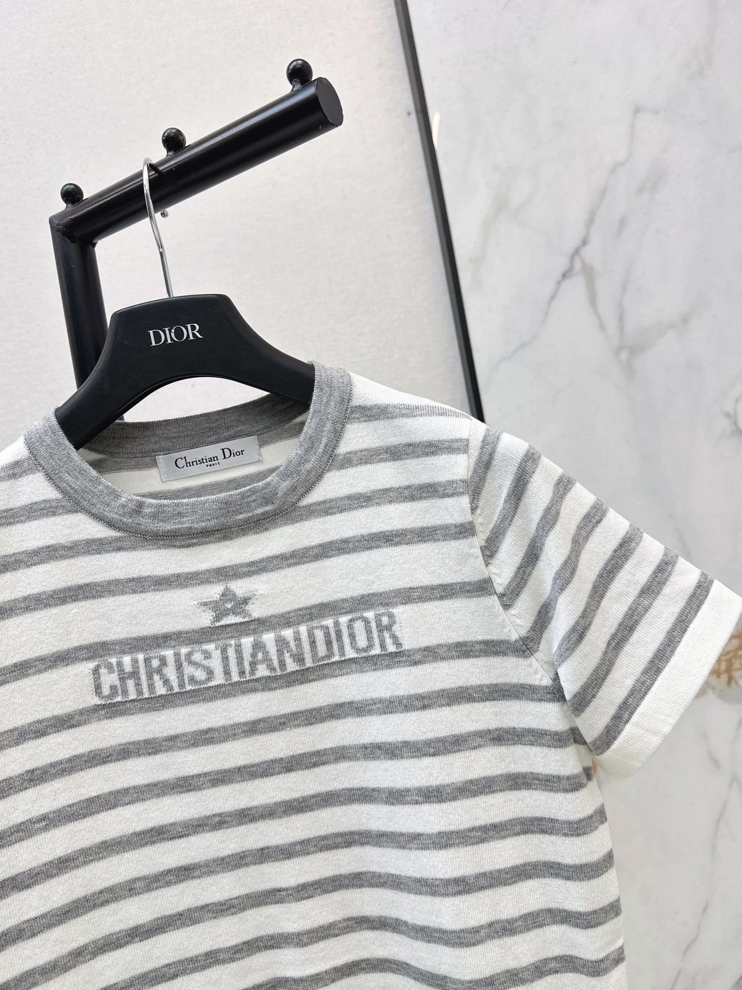 26SS NEUES gestreiftes Kurzarm-Strickteil