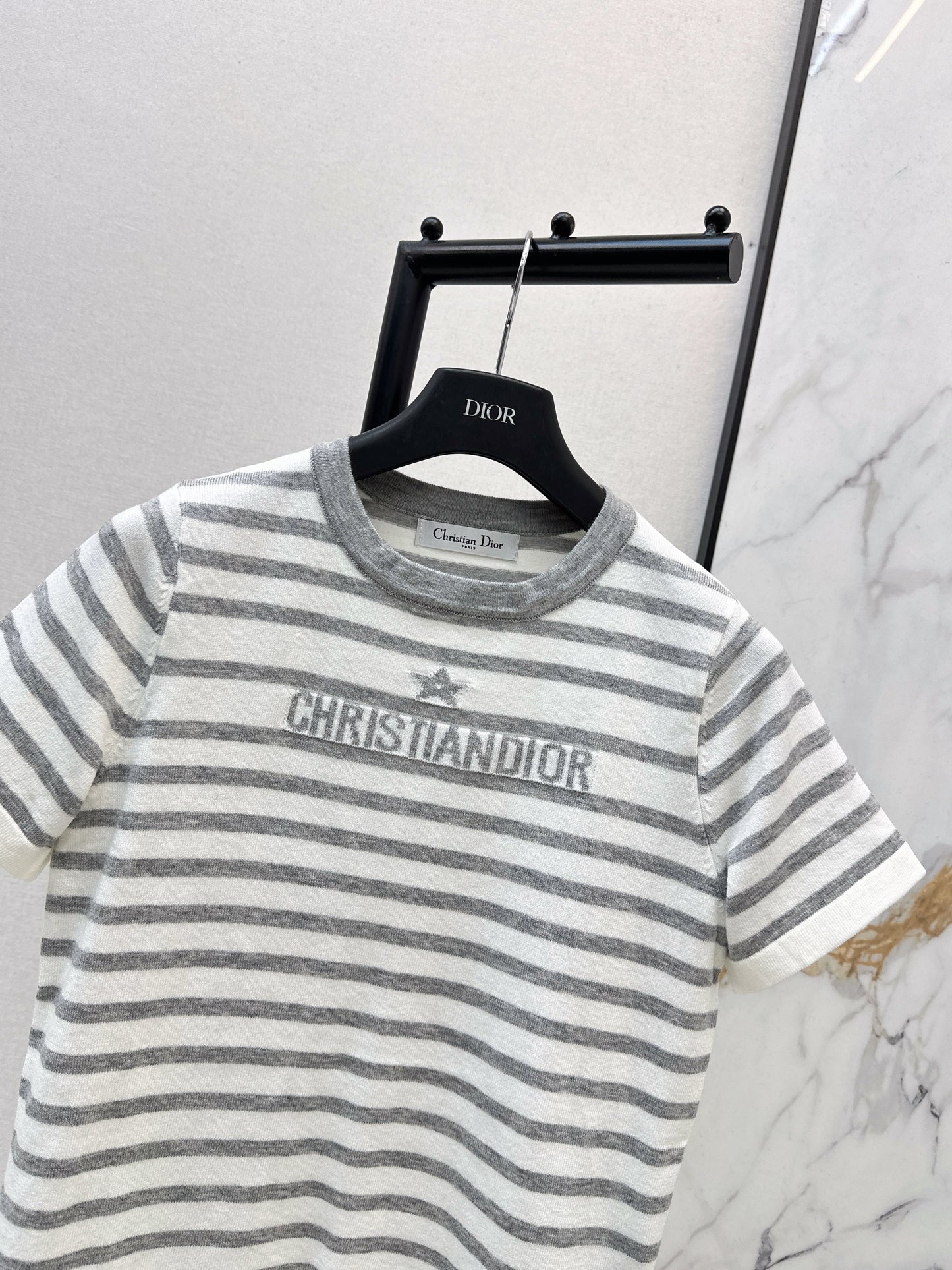 26SS NEUES gestreiftes Kurzarm-Strickteil