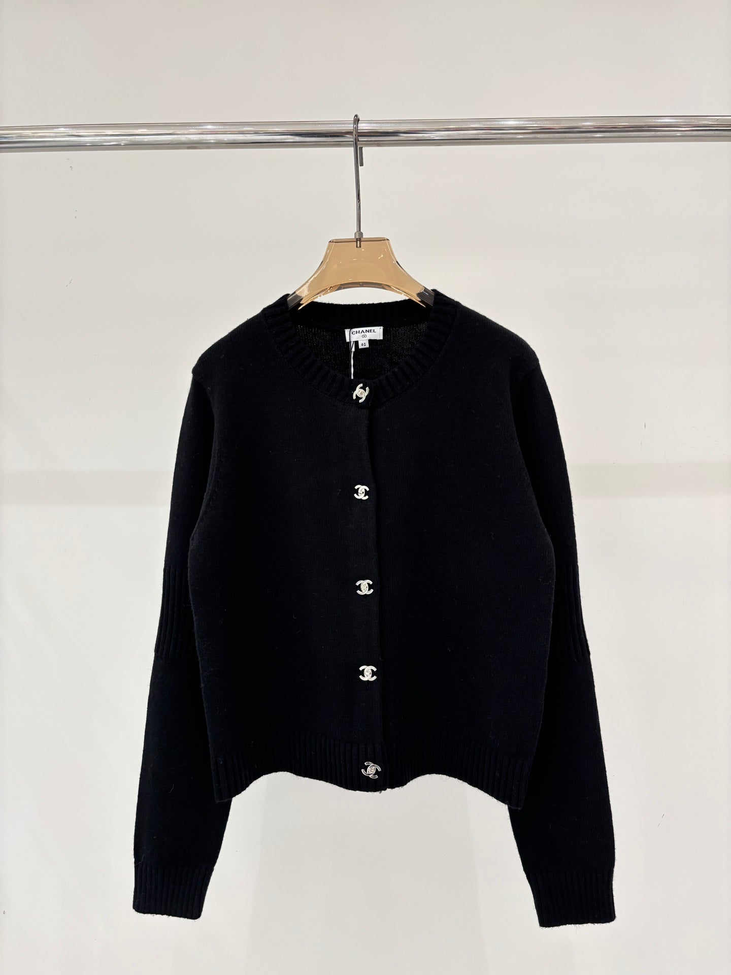 🔥HOT🔥26SS NEW popular round neck metal press button casual knitted cardigan