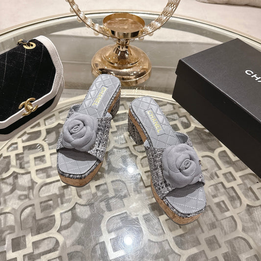 26SS NEW Camellia platform slippers