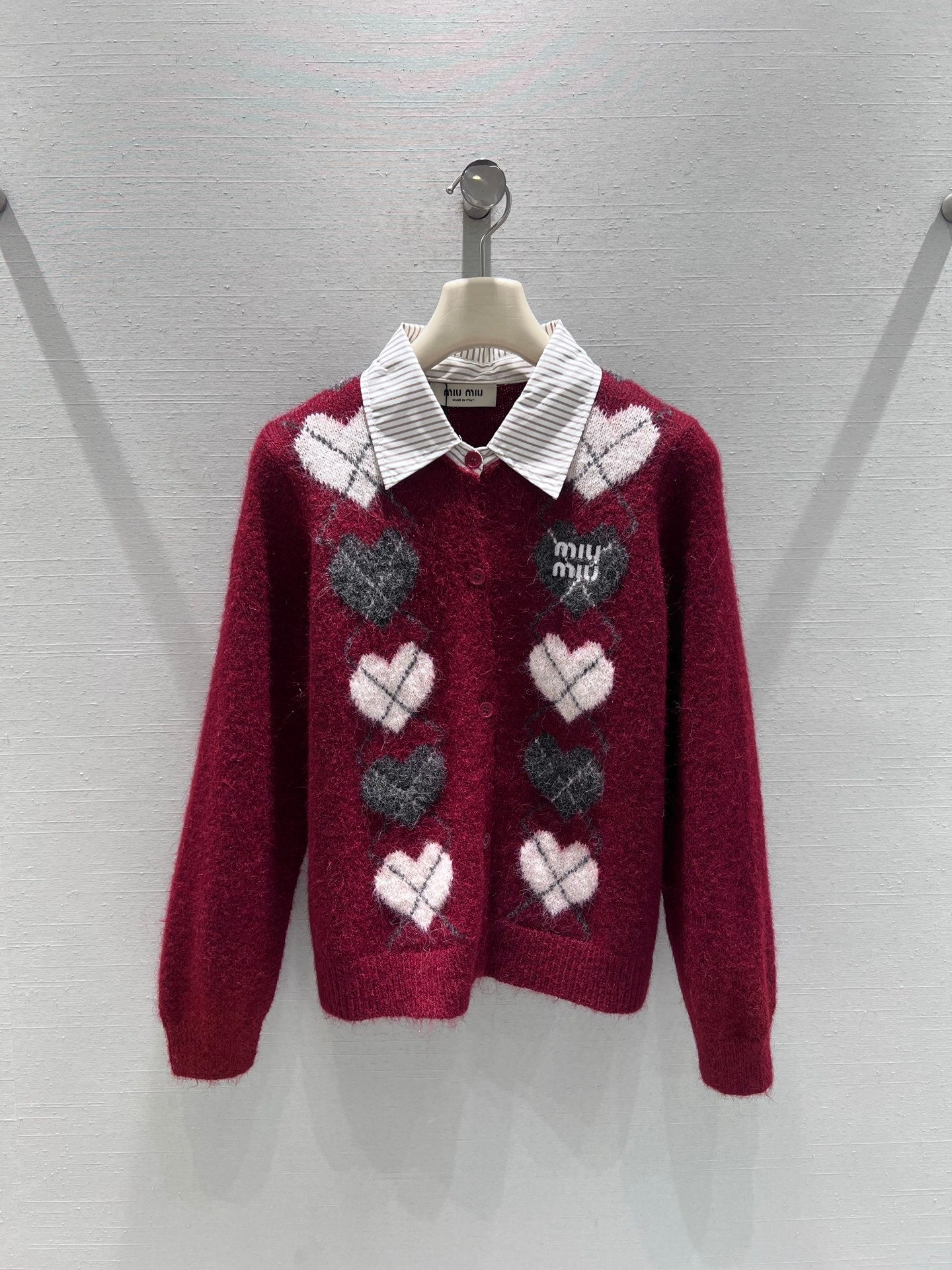 🔥HOT🔥26SS NEW Contrast color love diamond lapel knitted long-sleeved cardigan