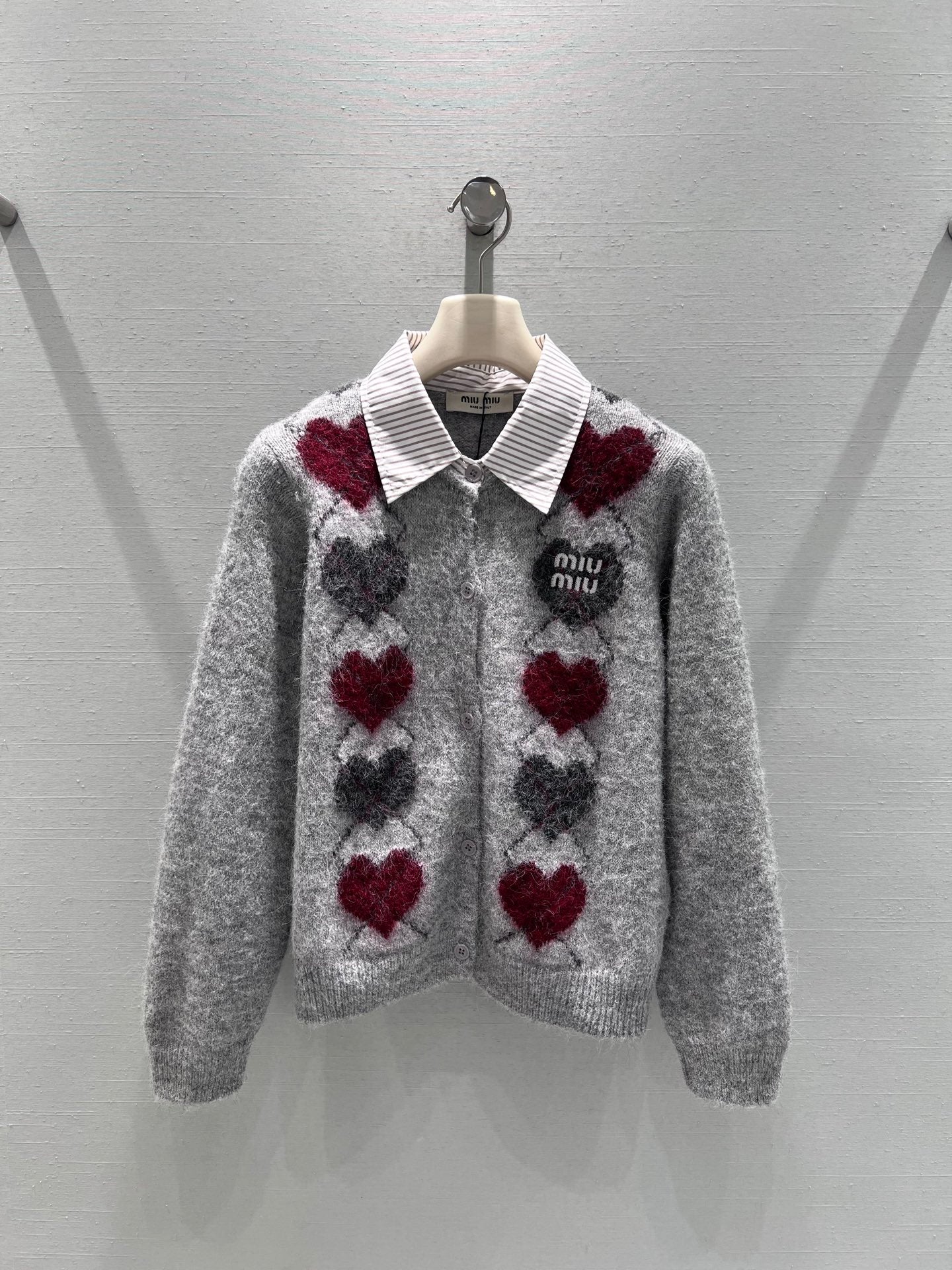 🔥HOT🔥26SS NEW Contrast color love diamond lapel knitted long-sleeved cardigan