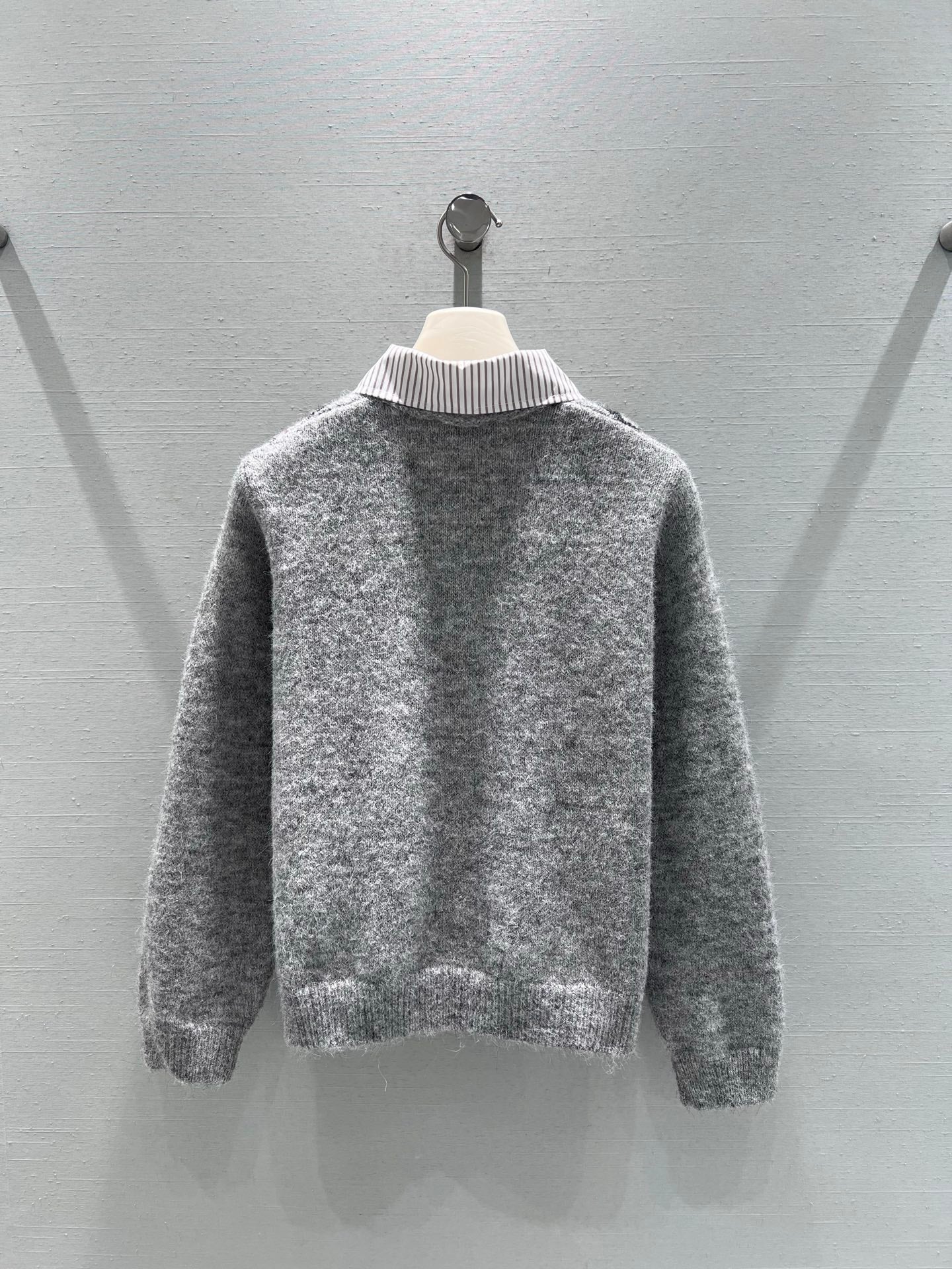 🔥HOT🔥26SS NEW Contrast color love diamond lapel knitted long-sleeved cardigan