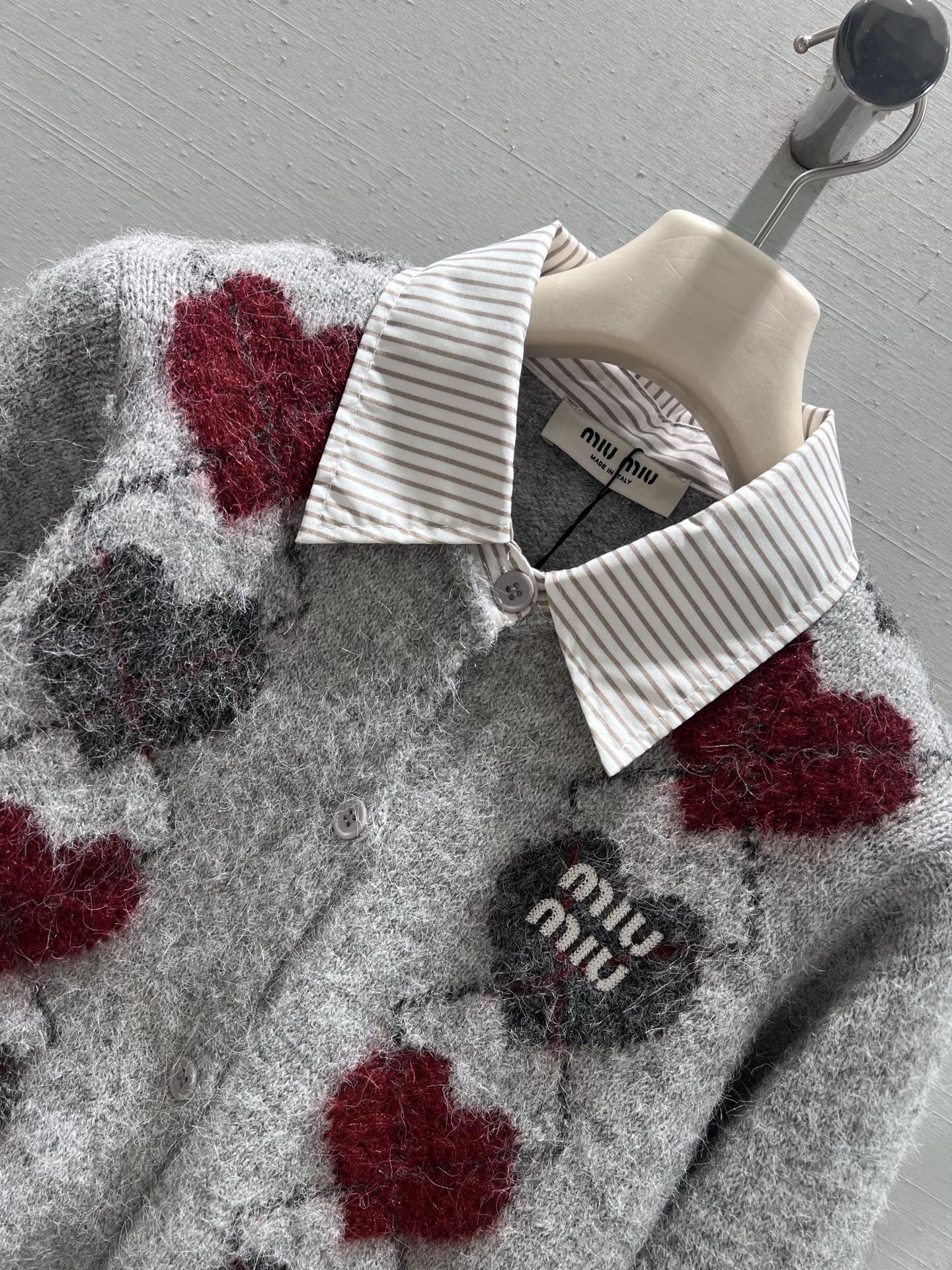 🔥HOT🔥26SS NEW Contrast color love diamond lapel knitted long-sleeved cardigan