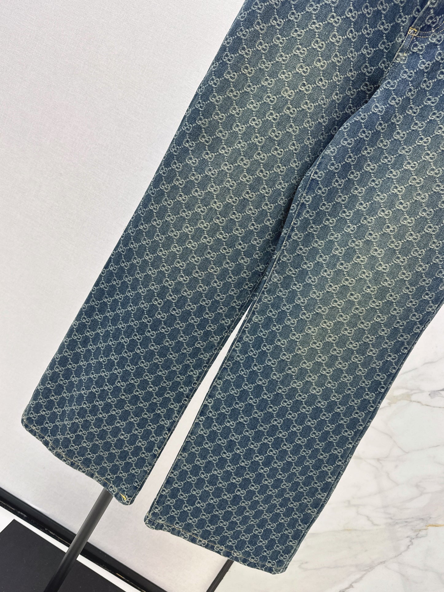26SS Jeans mit neuem Logo-Jacquard