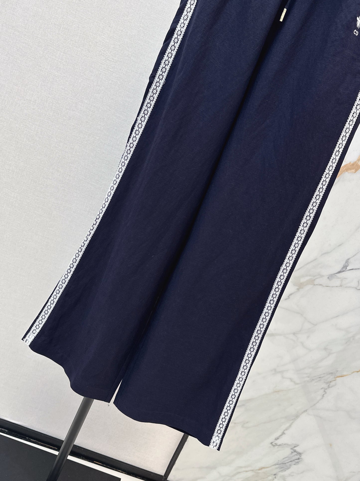 26SS NEW Lace decorated straight trousers