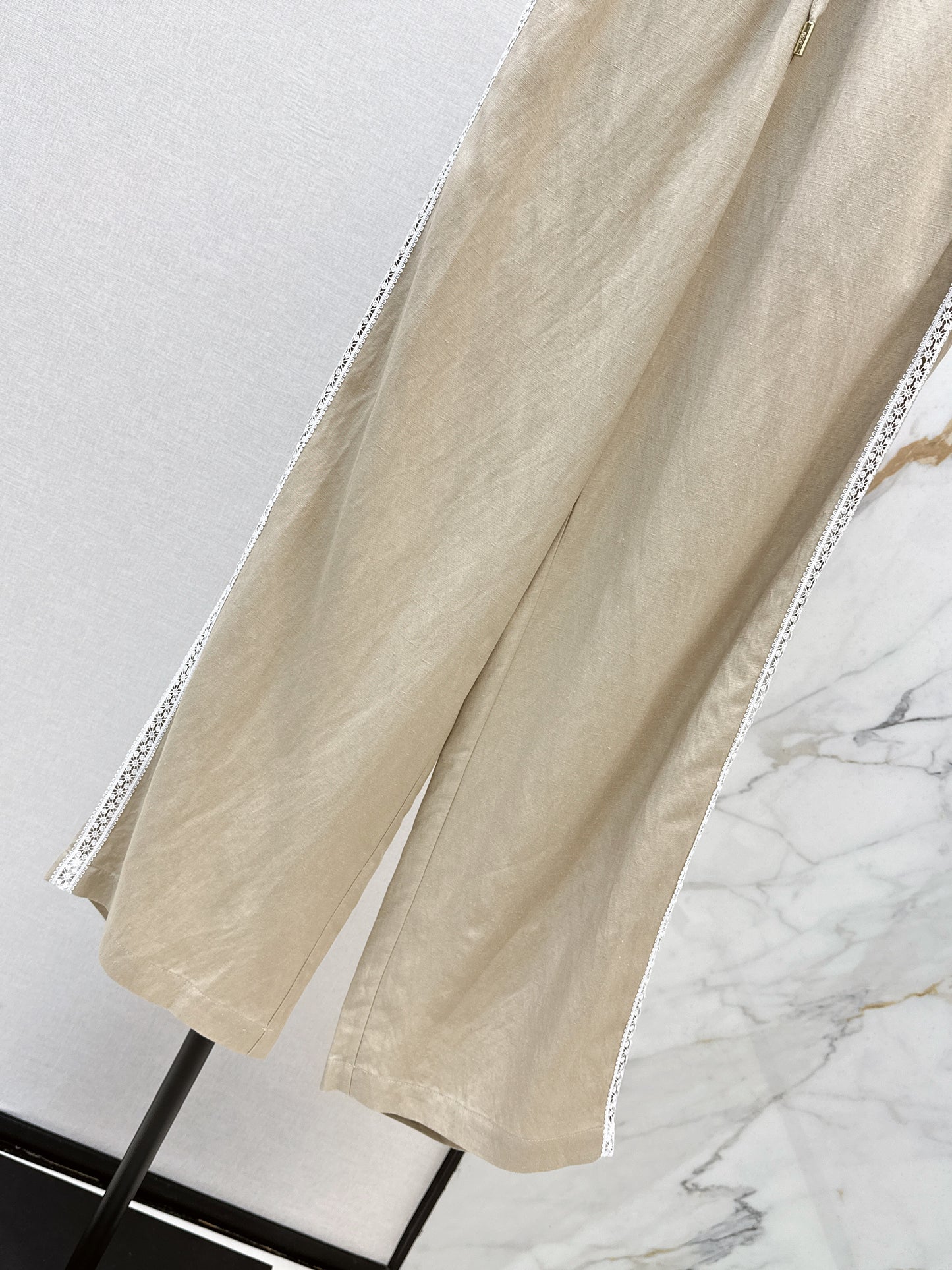 26SS NEW Lace decorated straight trousers