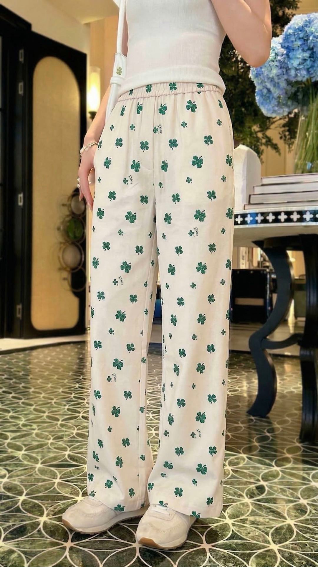 26SS NEW Lucky four-leaf clover printed straight pants