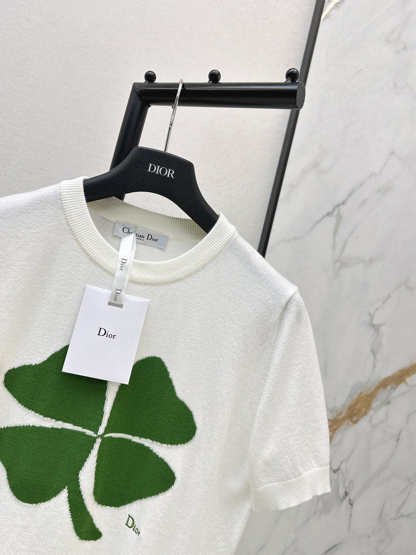 26SS NEUER Glücks-Kleeblatt-Strickpullover mit kurzen Ärmeln