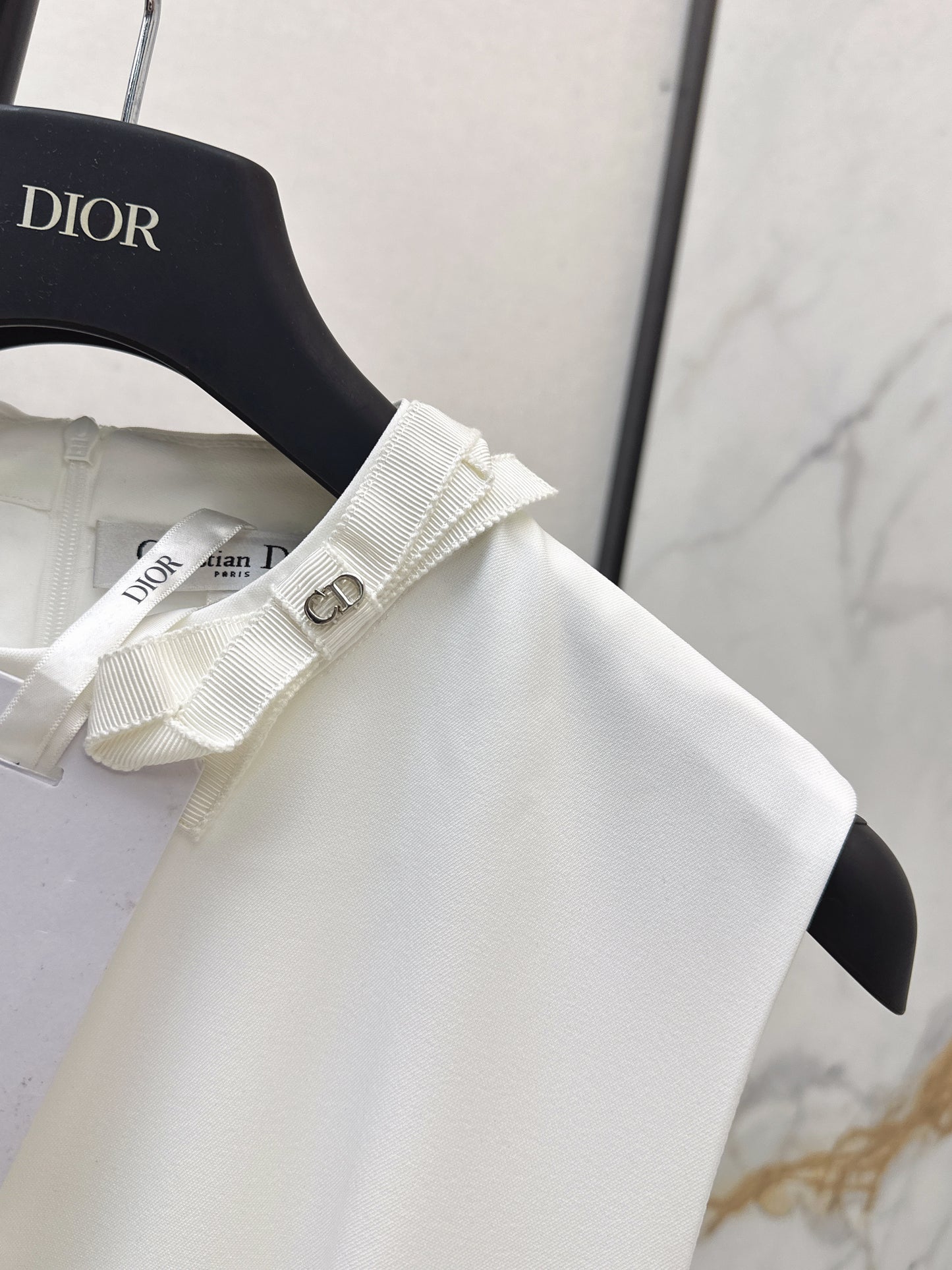26SS NEW Bow-embellished long sleeveless dress