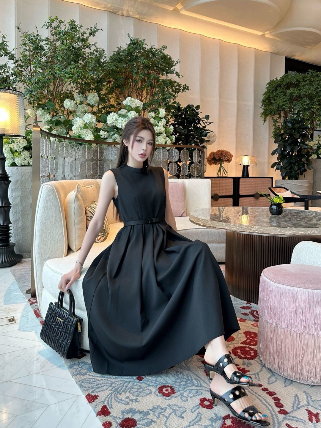 26SS NEW Bow-embellished long sleeveless dress