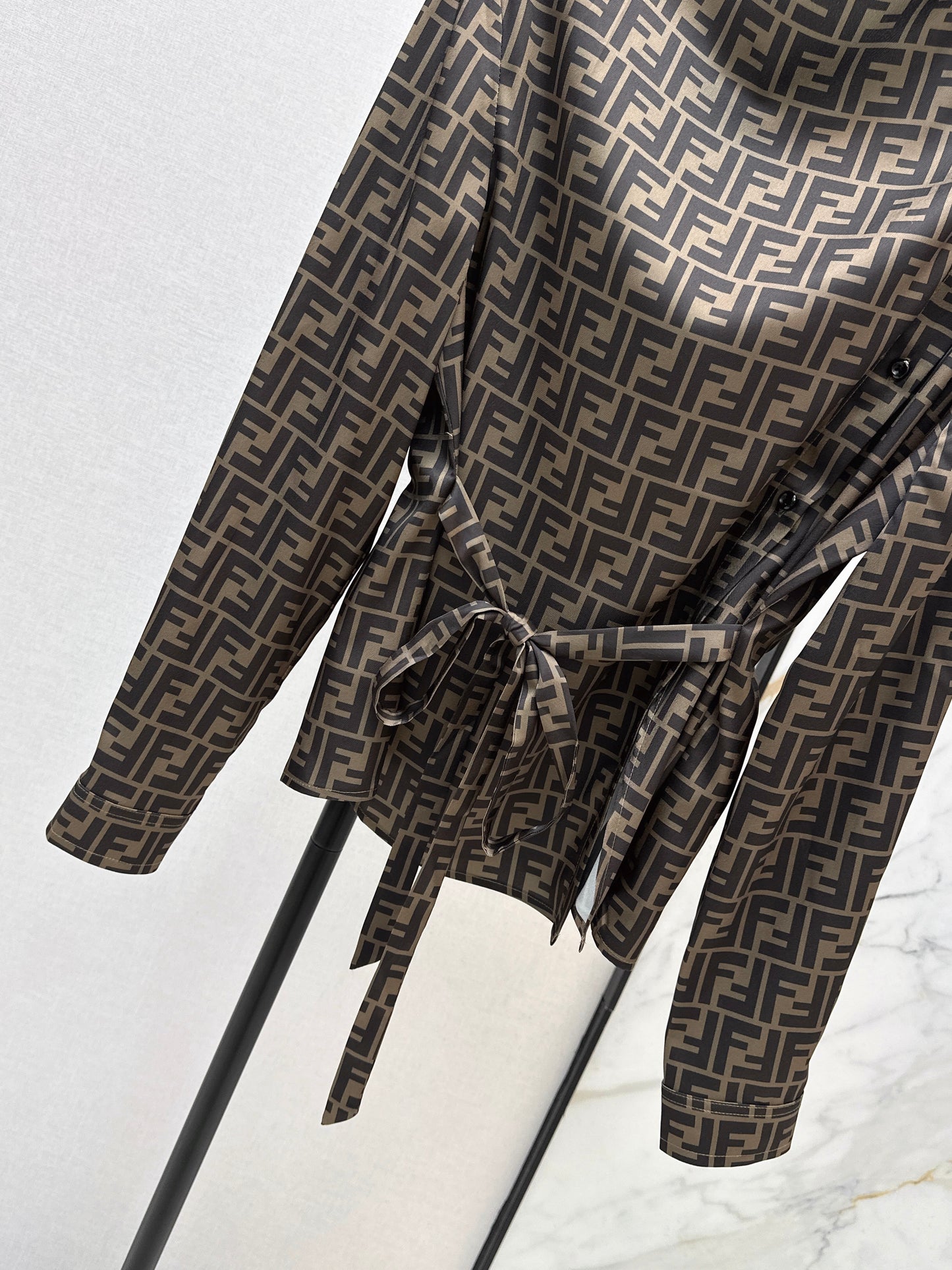 26SS NEUES Klassisches Double F Presbyopie-Hemd