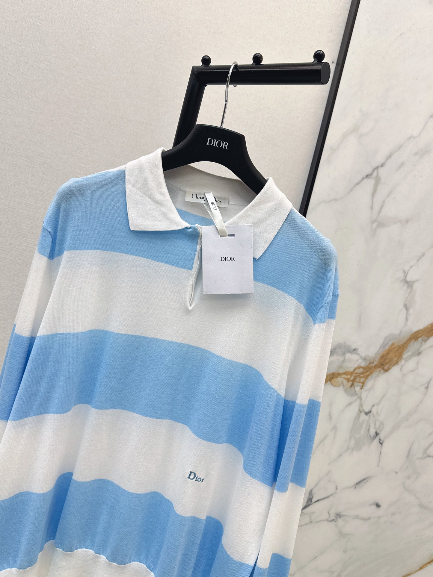 26SS Nuevo Polo de Manga Larga con Rayas y Contraste de Color