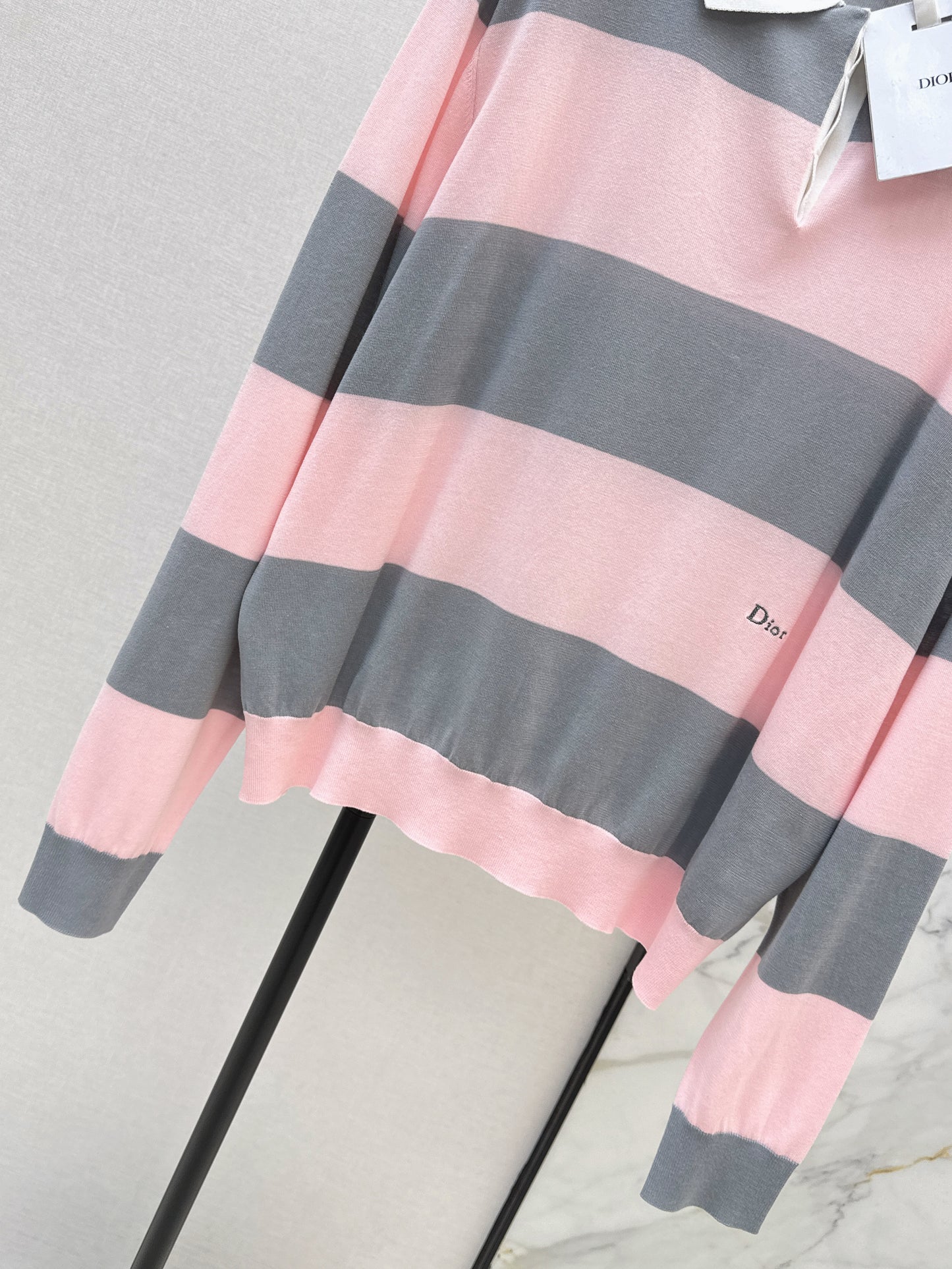 26SS Nuevo Polo de Manga Larga con Rayas y Contraste de Color