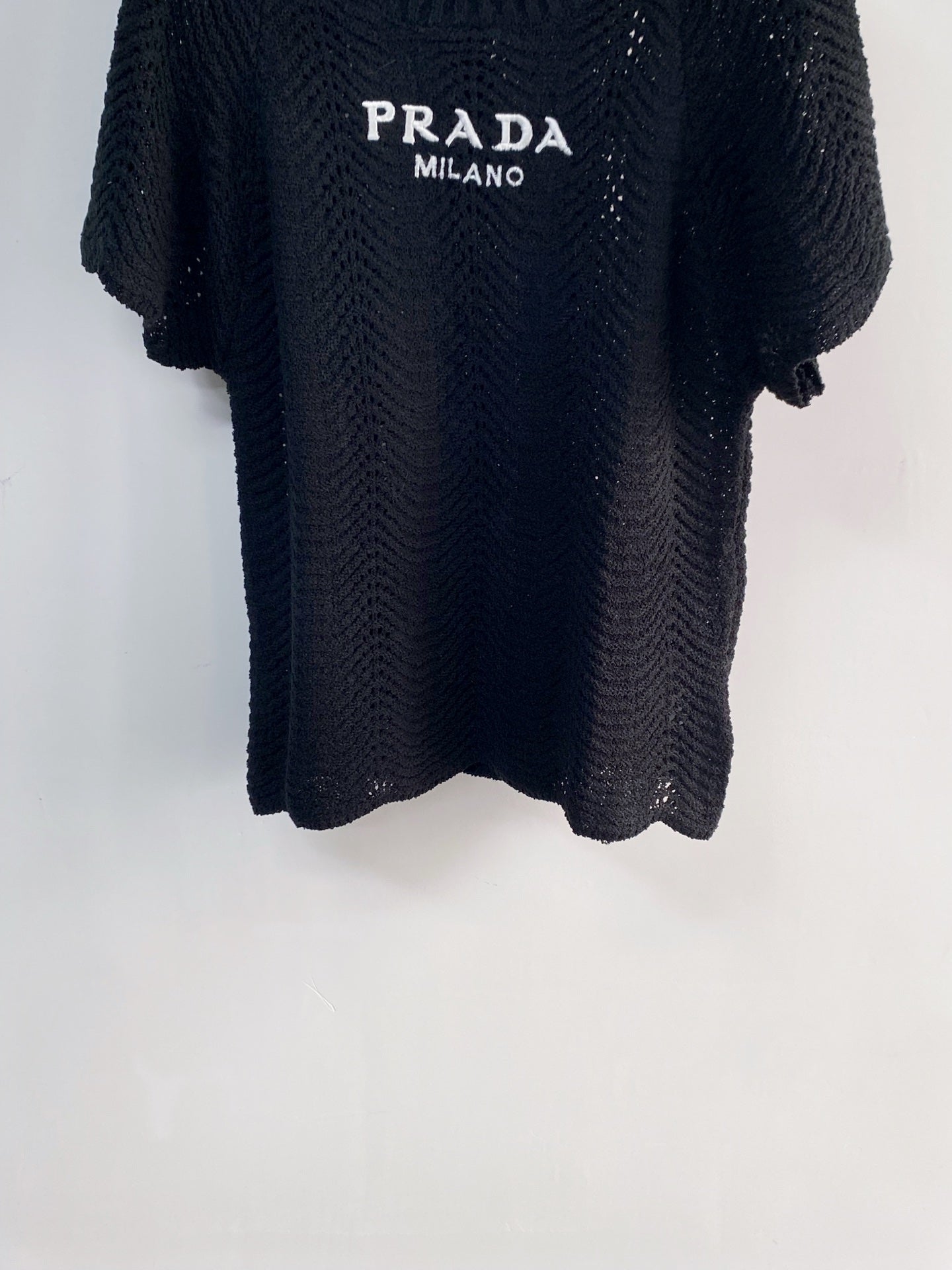 26SS NEU Hohl gestricktes Kurzarm-Oberteil
